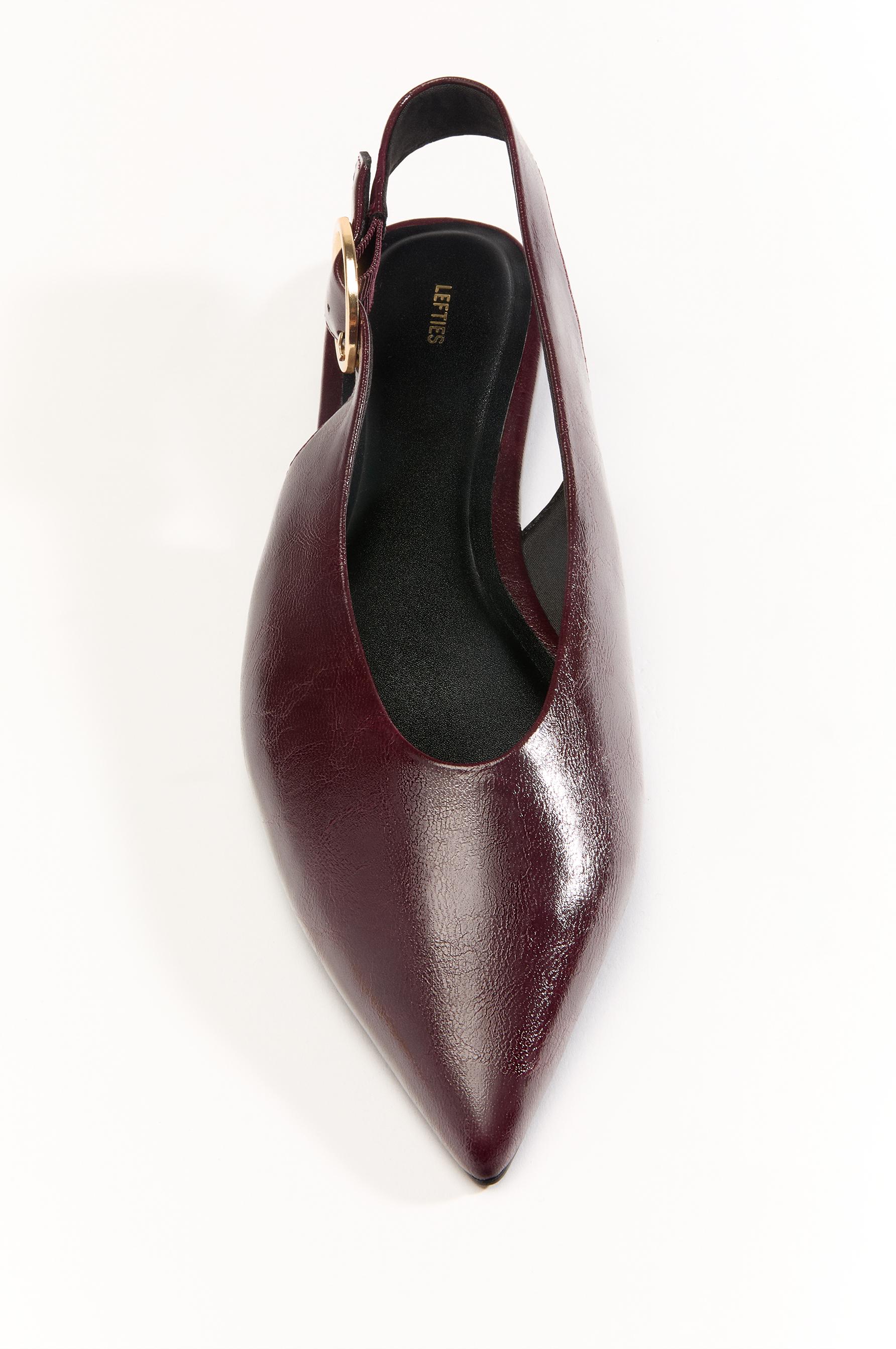Flat shoes — BURGUNDY