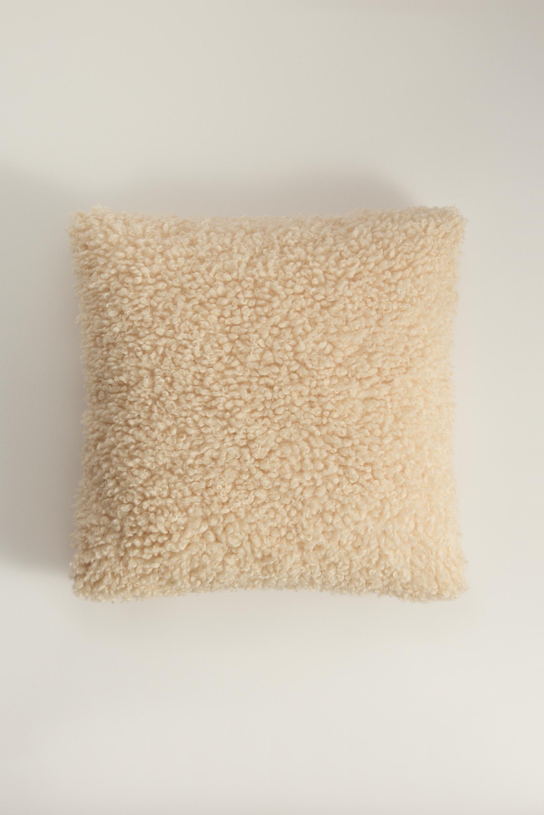 Funda cojín borreguillo