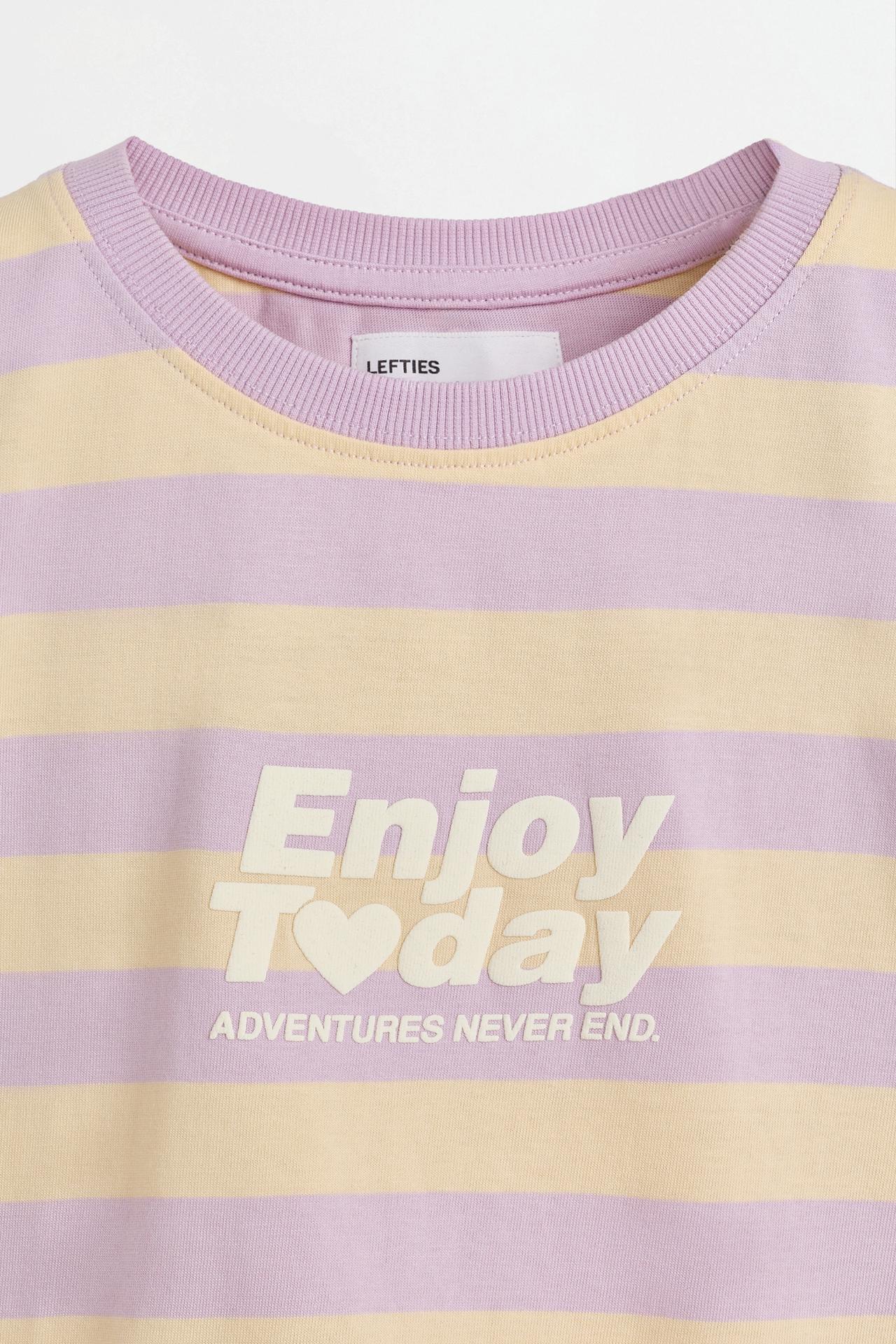 Striped T-shirt with textured text — VANILLA