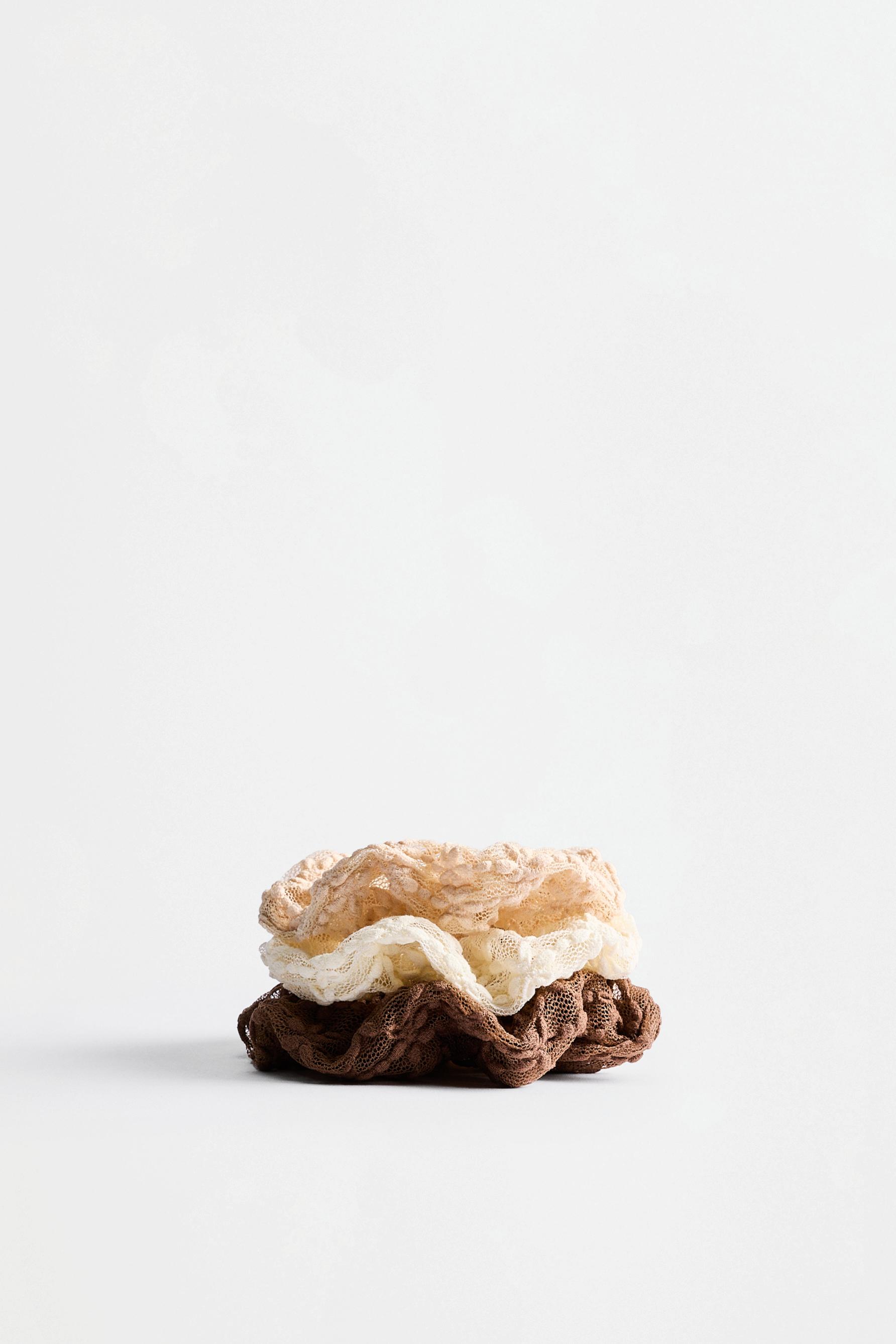 Medium Scrunchies (3-Pack) — BROWN