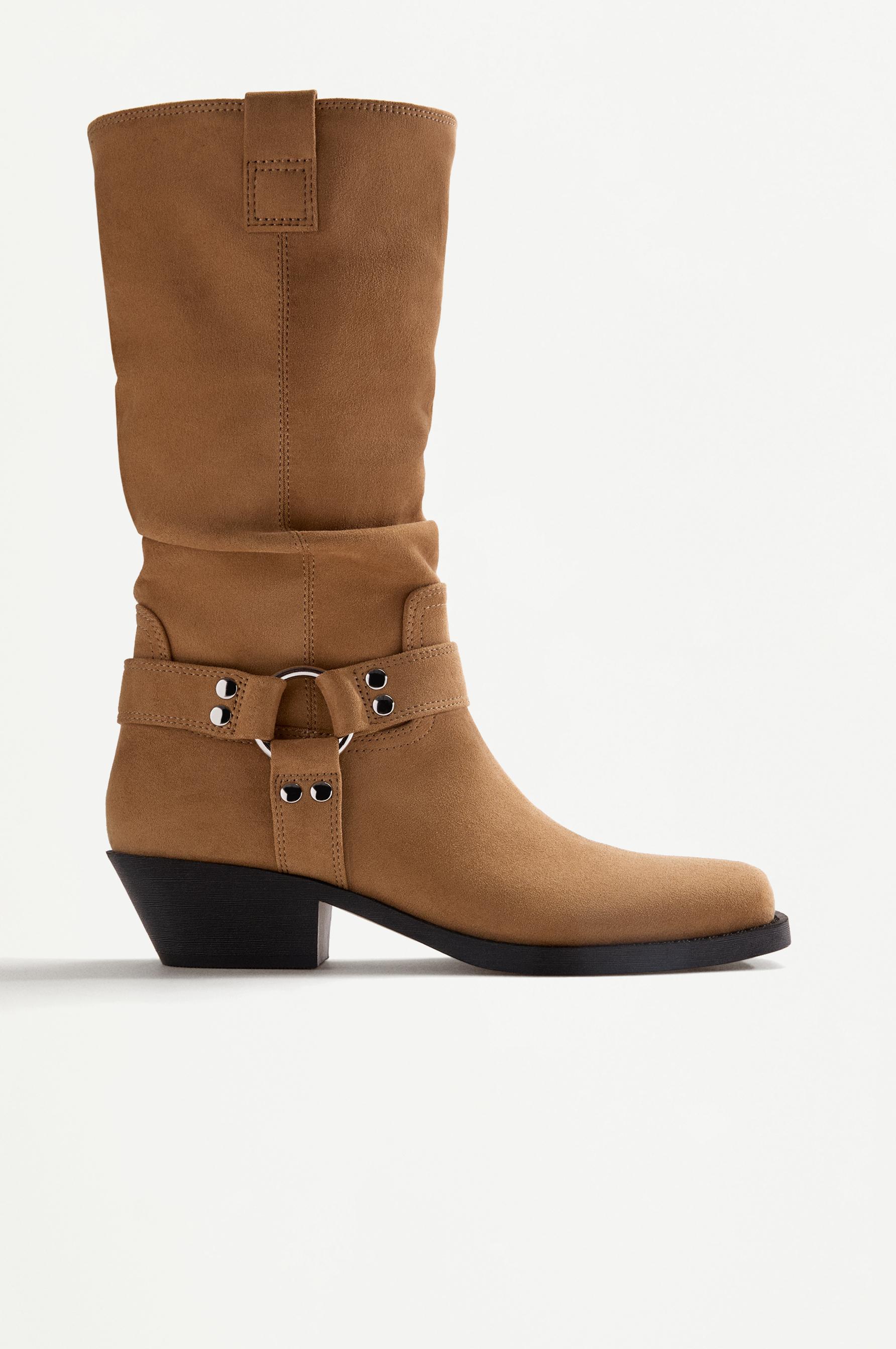 Cowboy boots — BROWN