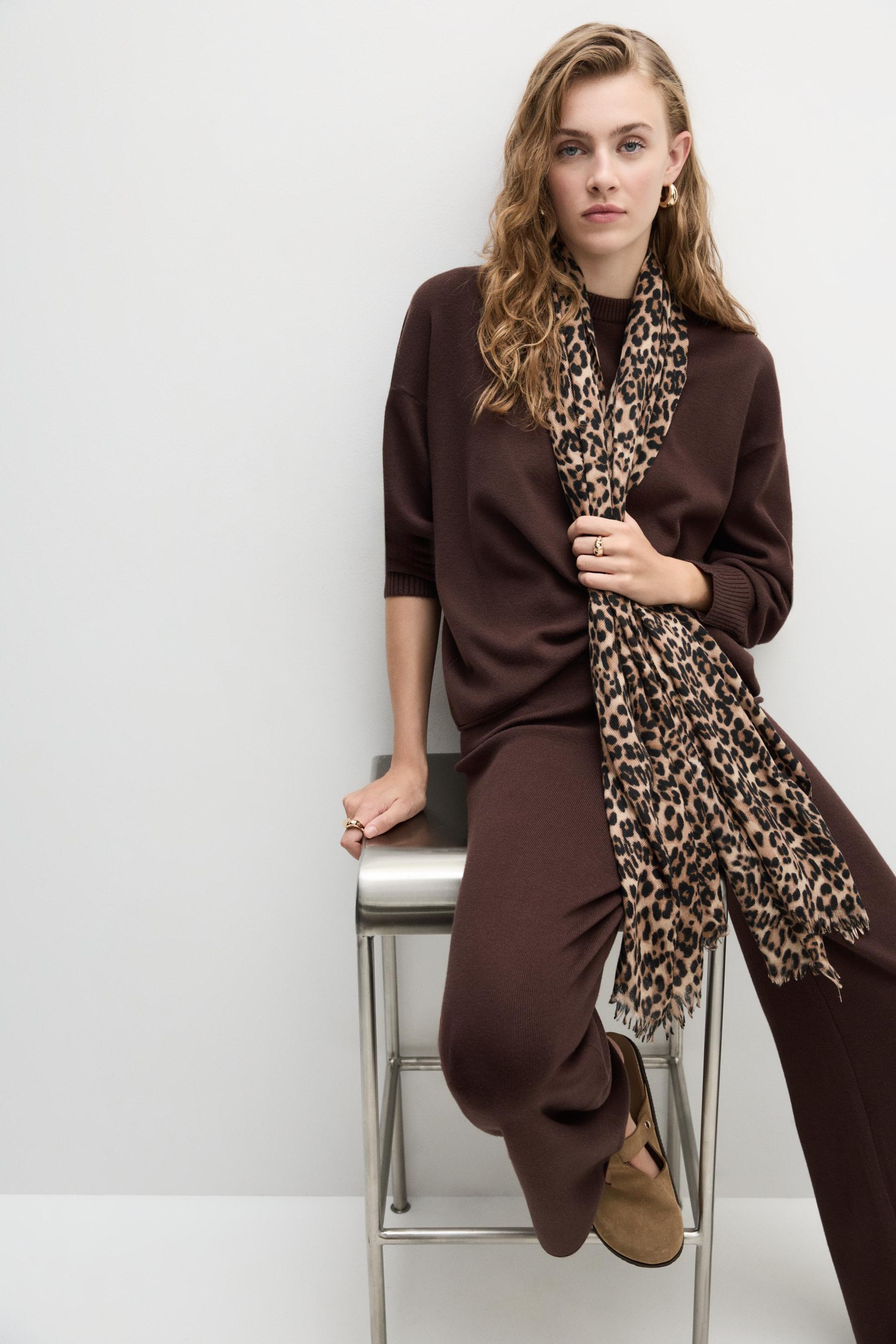 Pañuelo rectangular animal print