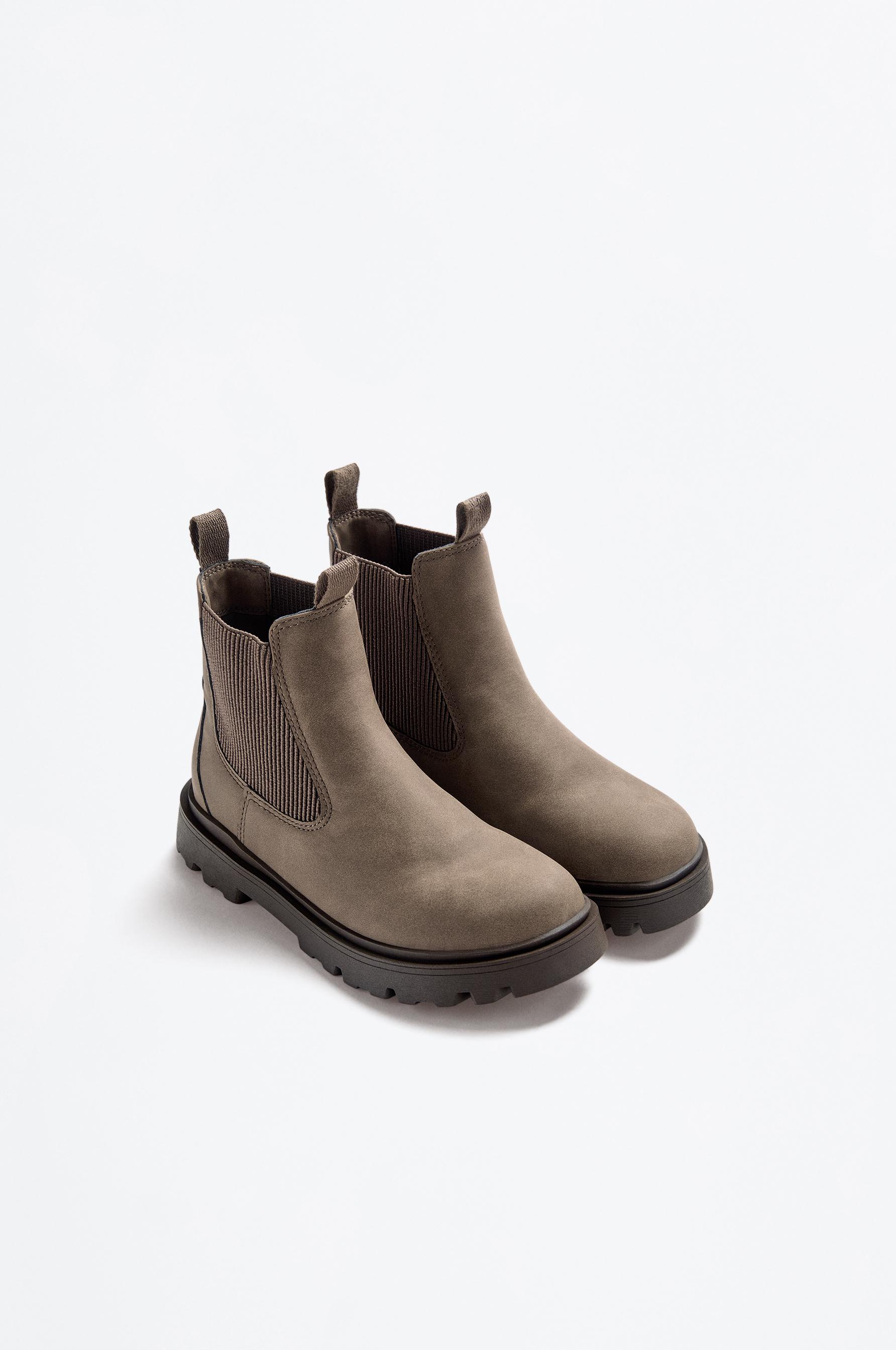 Chelsea boots — BROWN