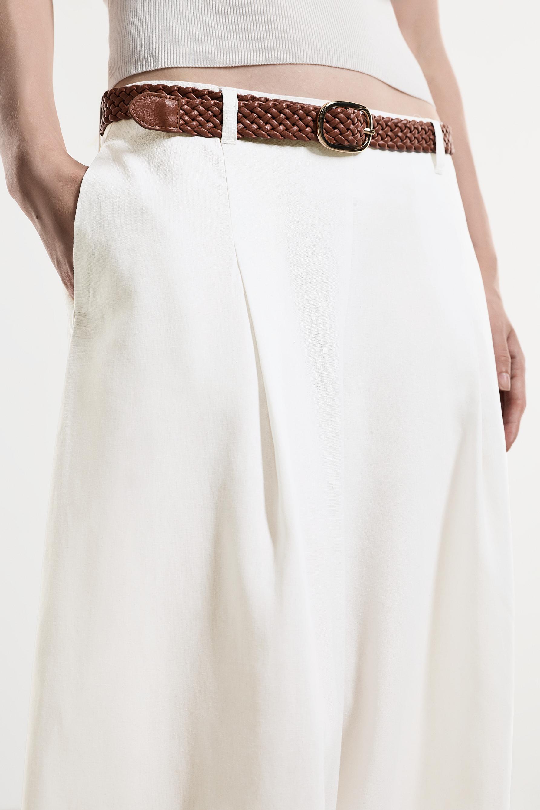 Barrel trousers with belt — WHITE