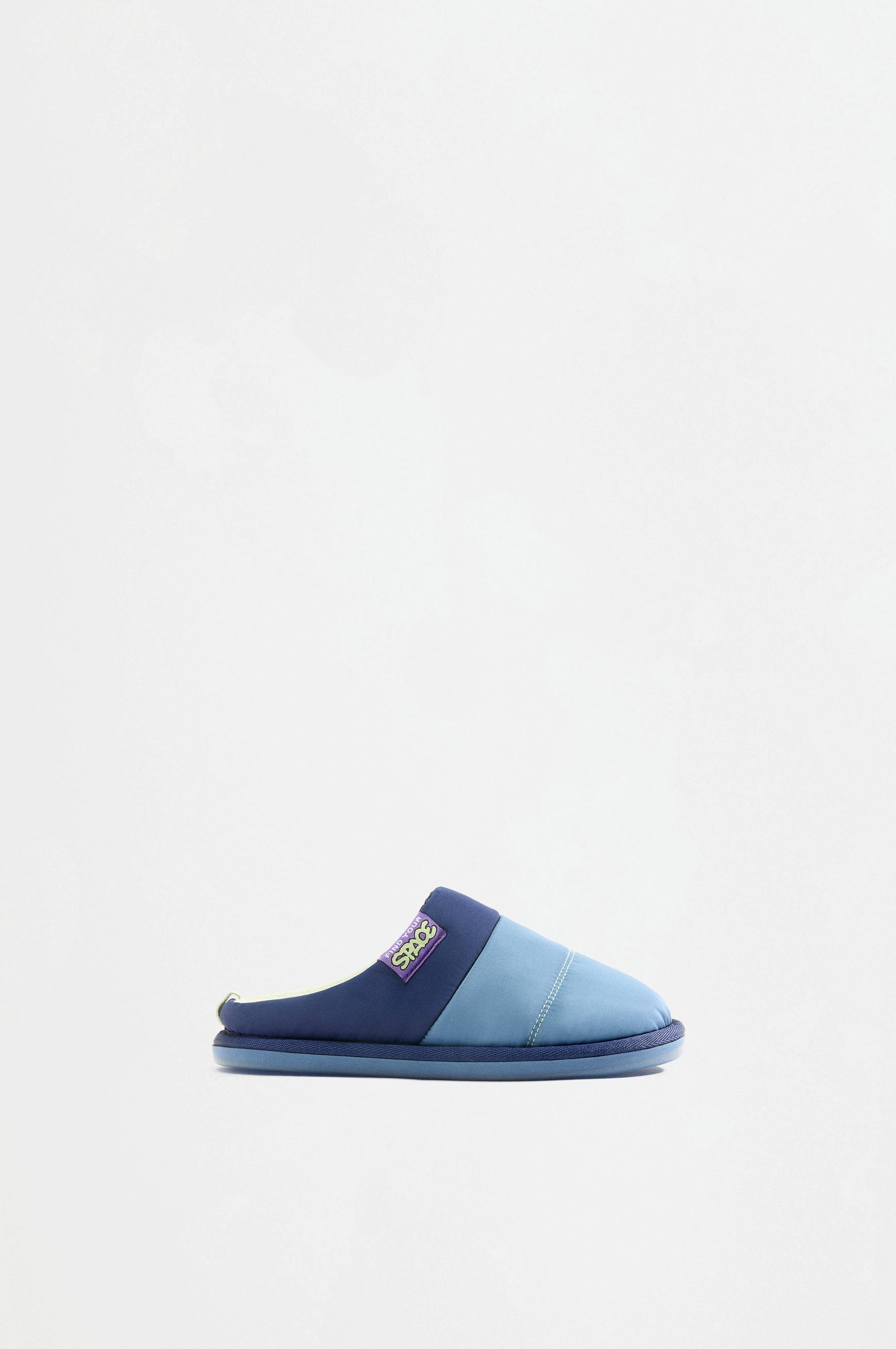 House slippers — BLUE
