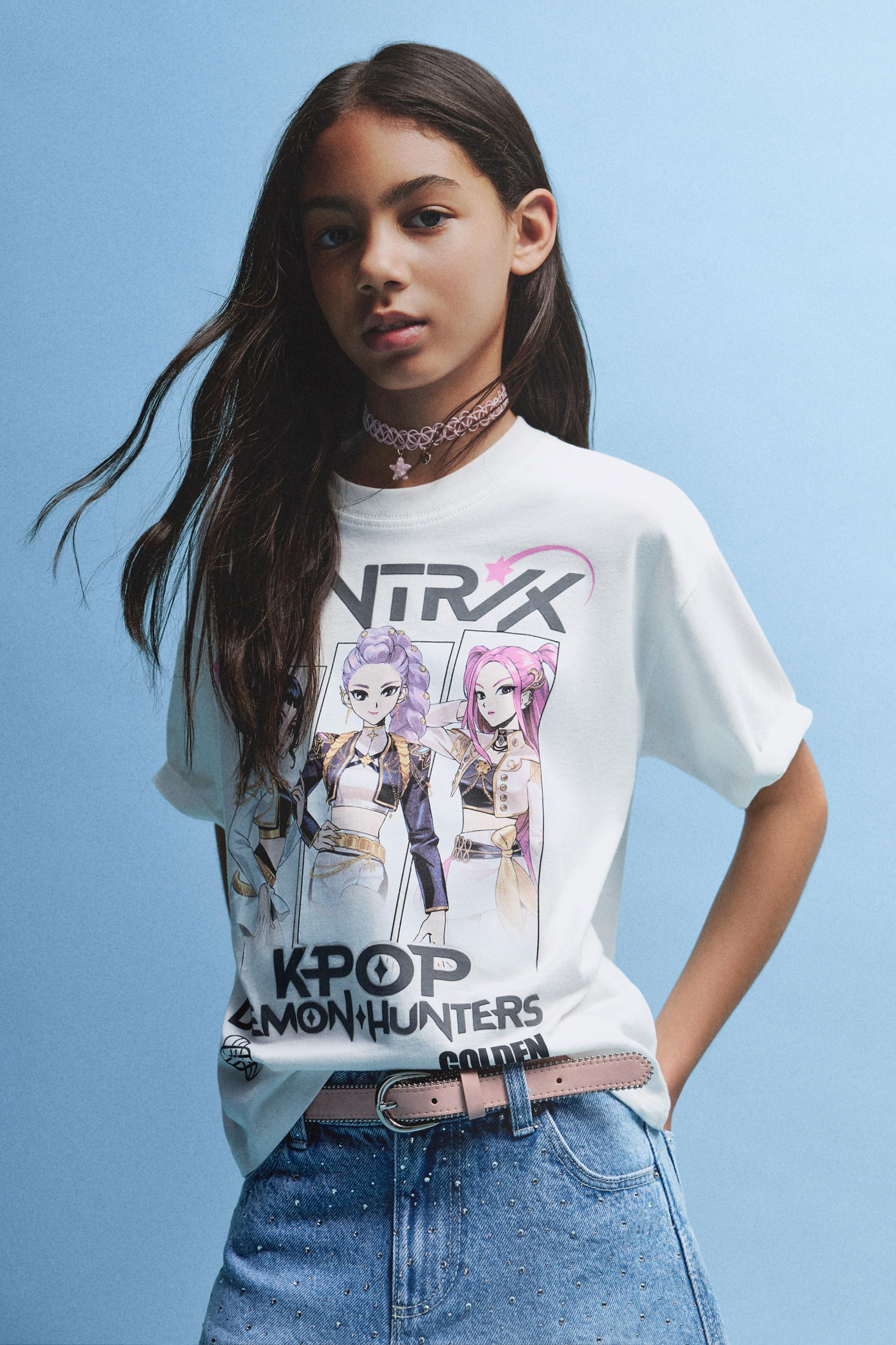 Huntrix K-Pop Demon Hunters™/© Netflix T-shirt — OFF WHITE