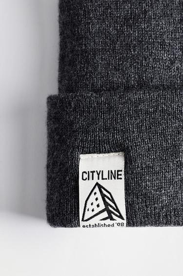 Knit beanie with label — DARK GREY 3