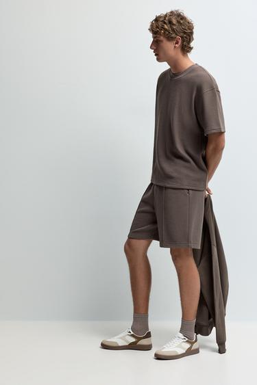 Waffle-textured Bermuda shorts — TAUPE BROWN 5