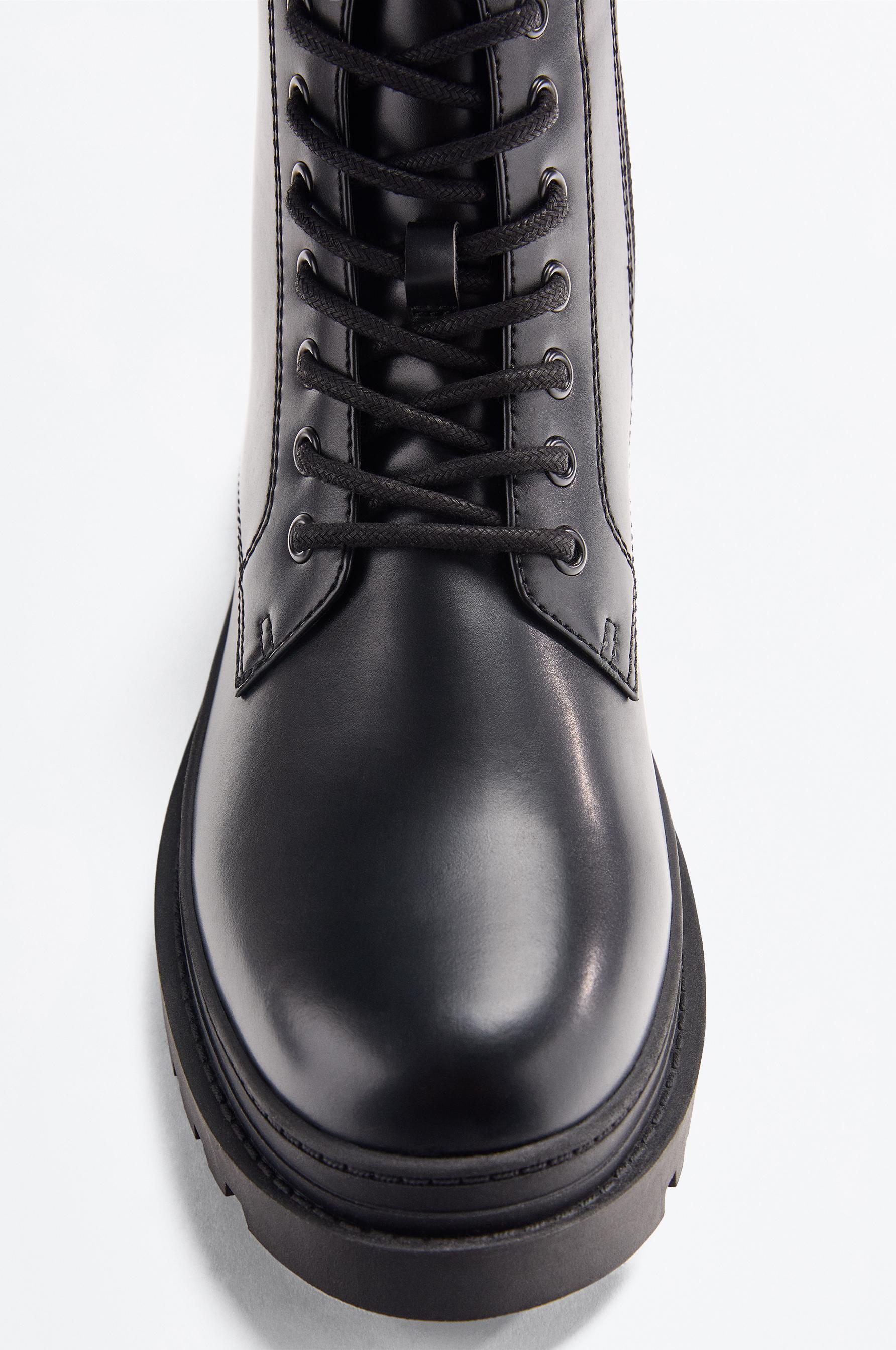 Lace-up boot — BLACK
