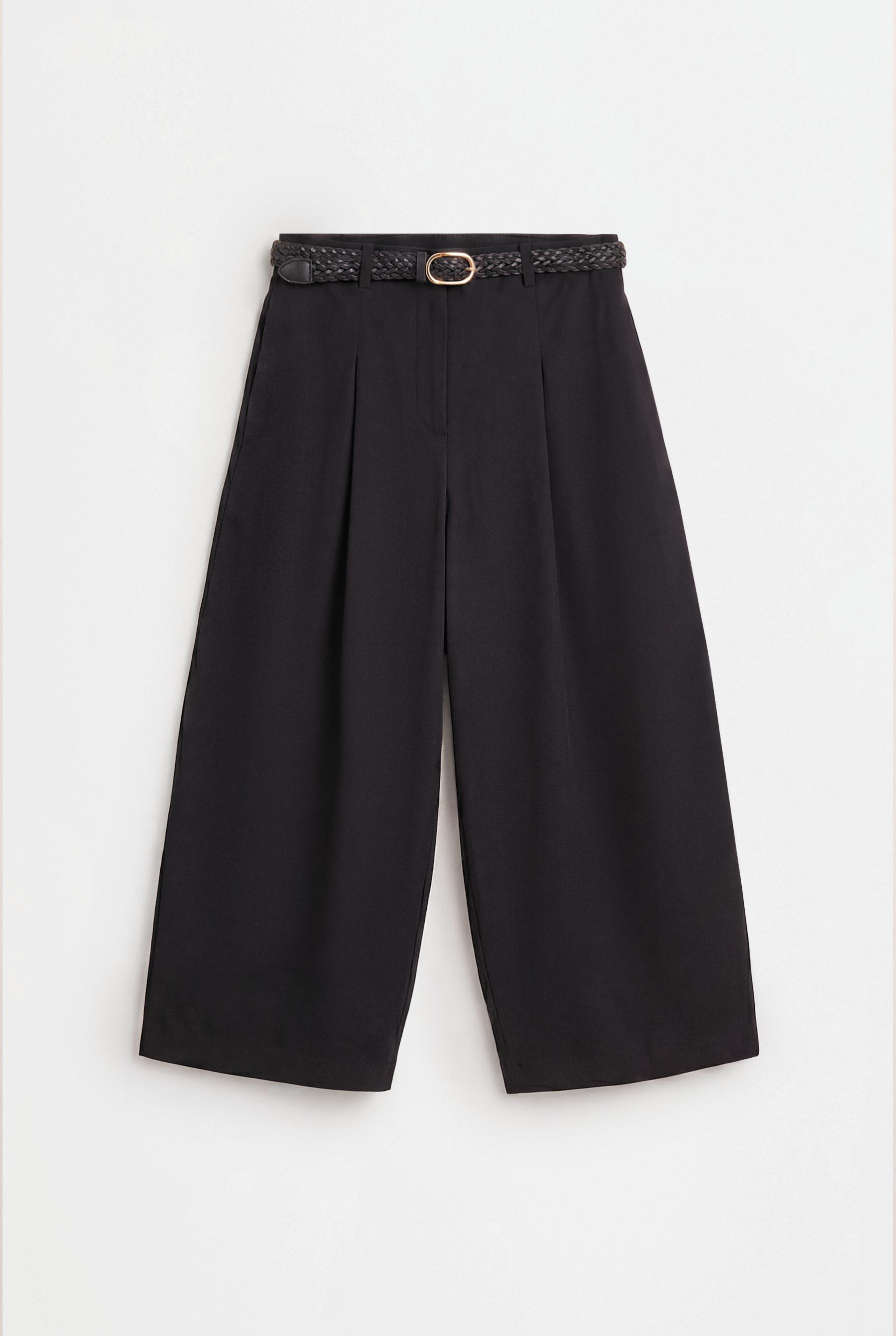 Barrel trousers with belt — BLACK