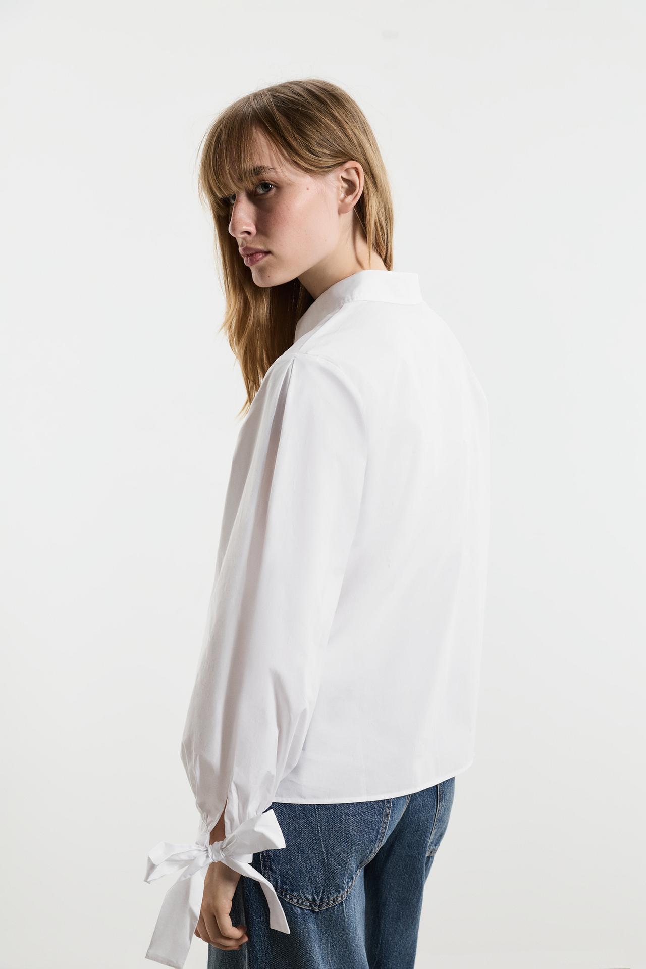 Shirt with tie cuffs — WHITE