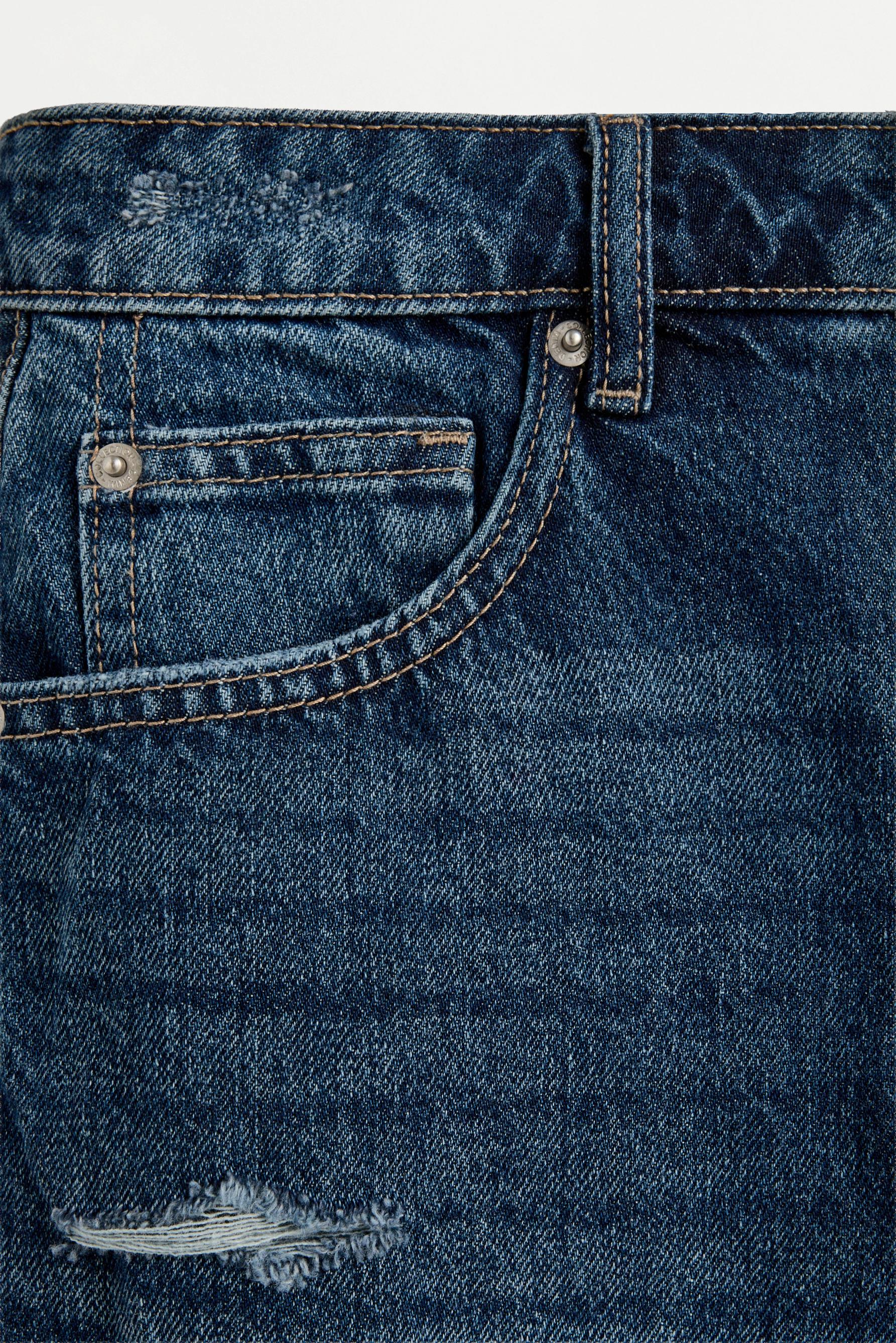 Distressed denim shorts — INK BLUE