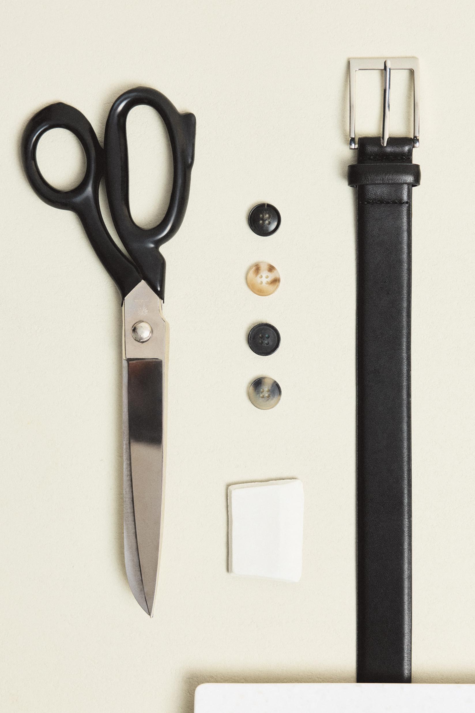 Basic dress belt — BLACK