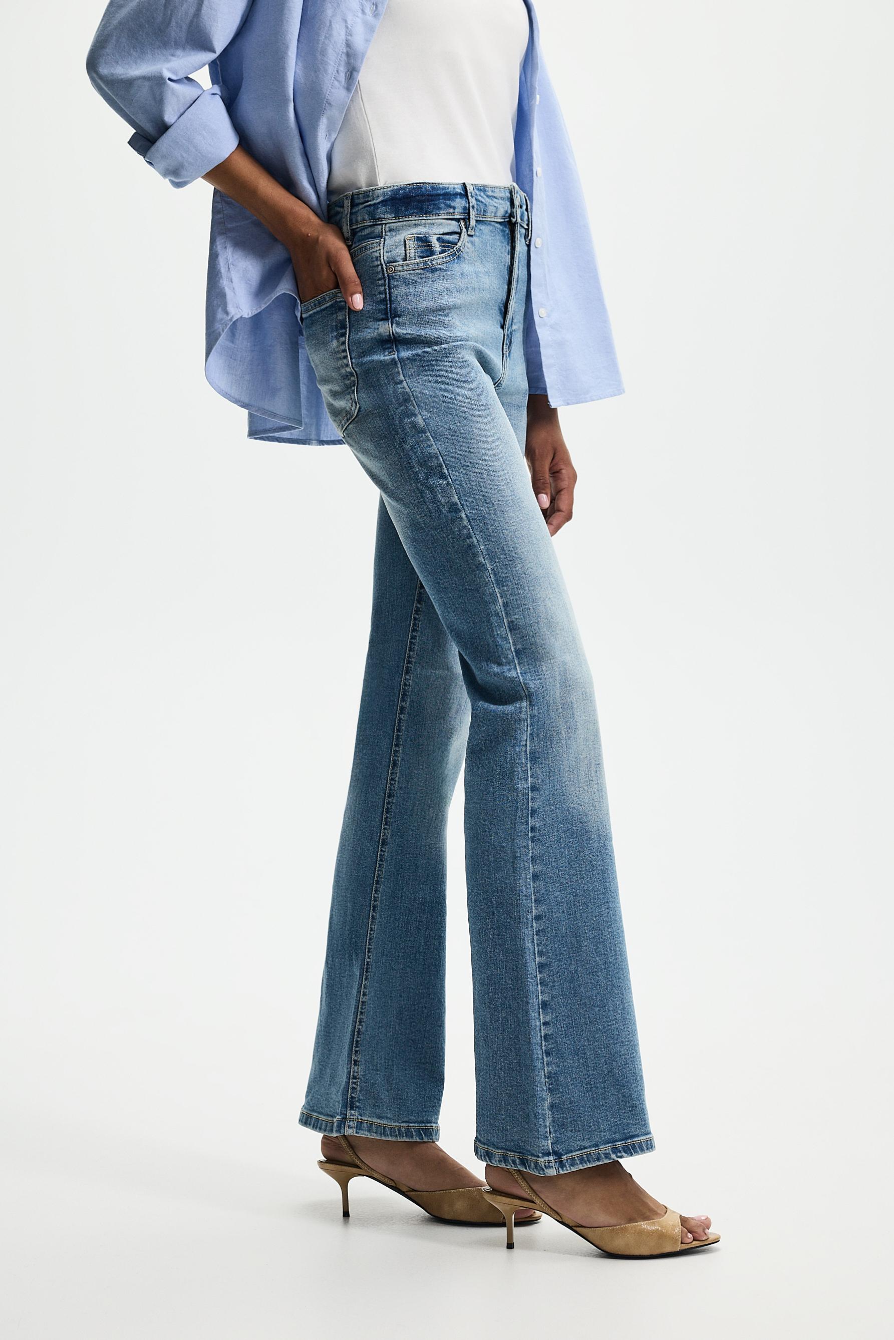High-waist basic bell bottom jeans — INDIGO