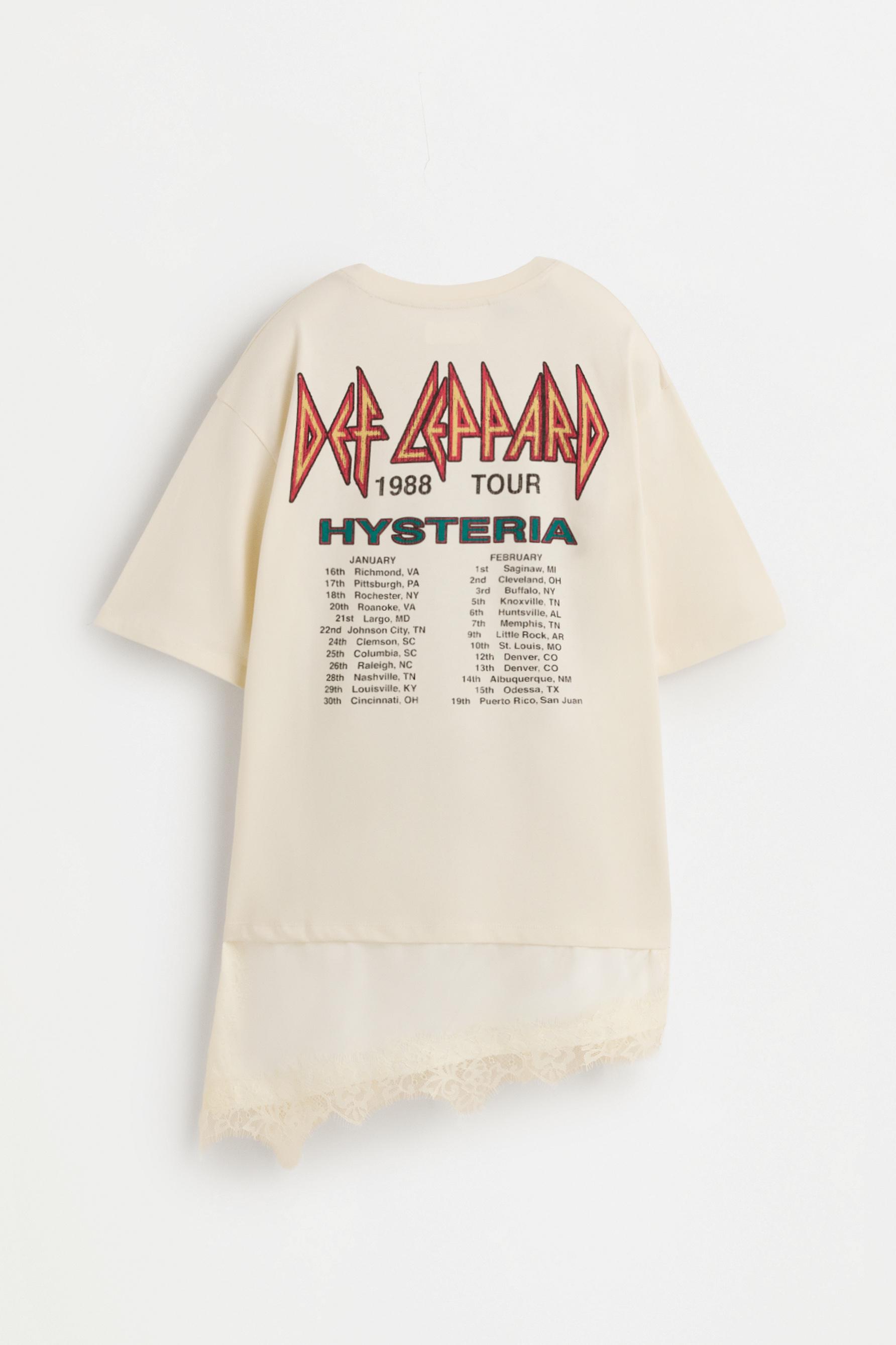 Def Leppard ©Universal T-shirt — OFF WHITE