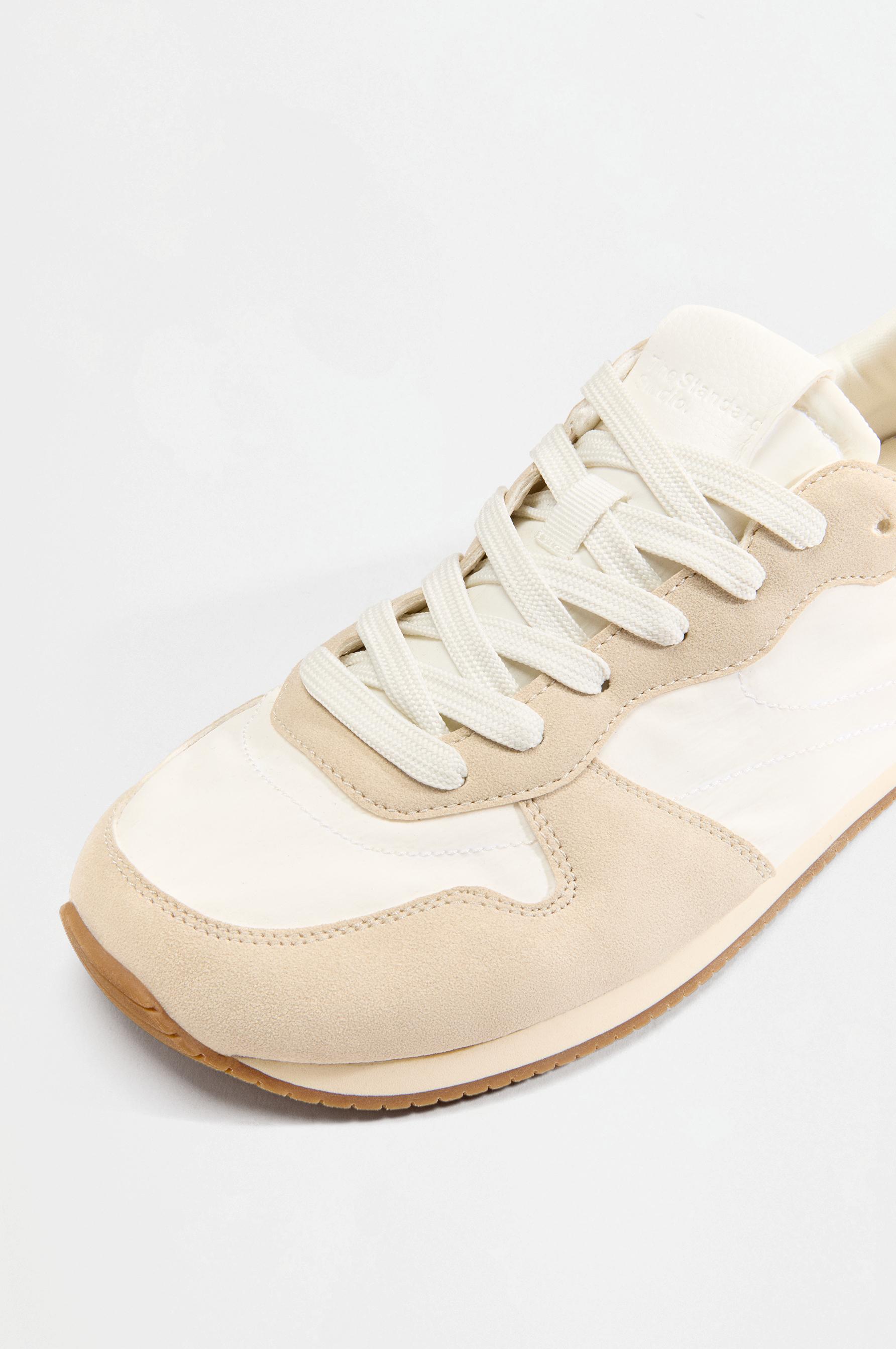 Barefoot sneakers — OTHERS