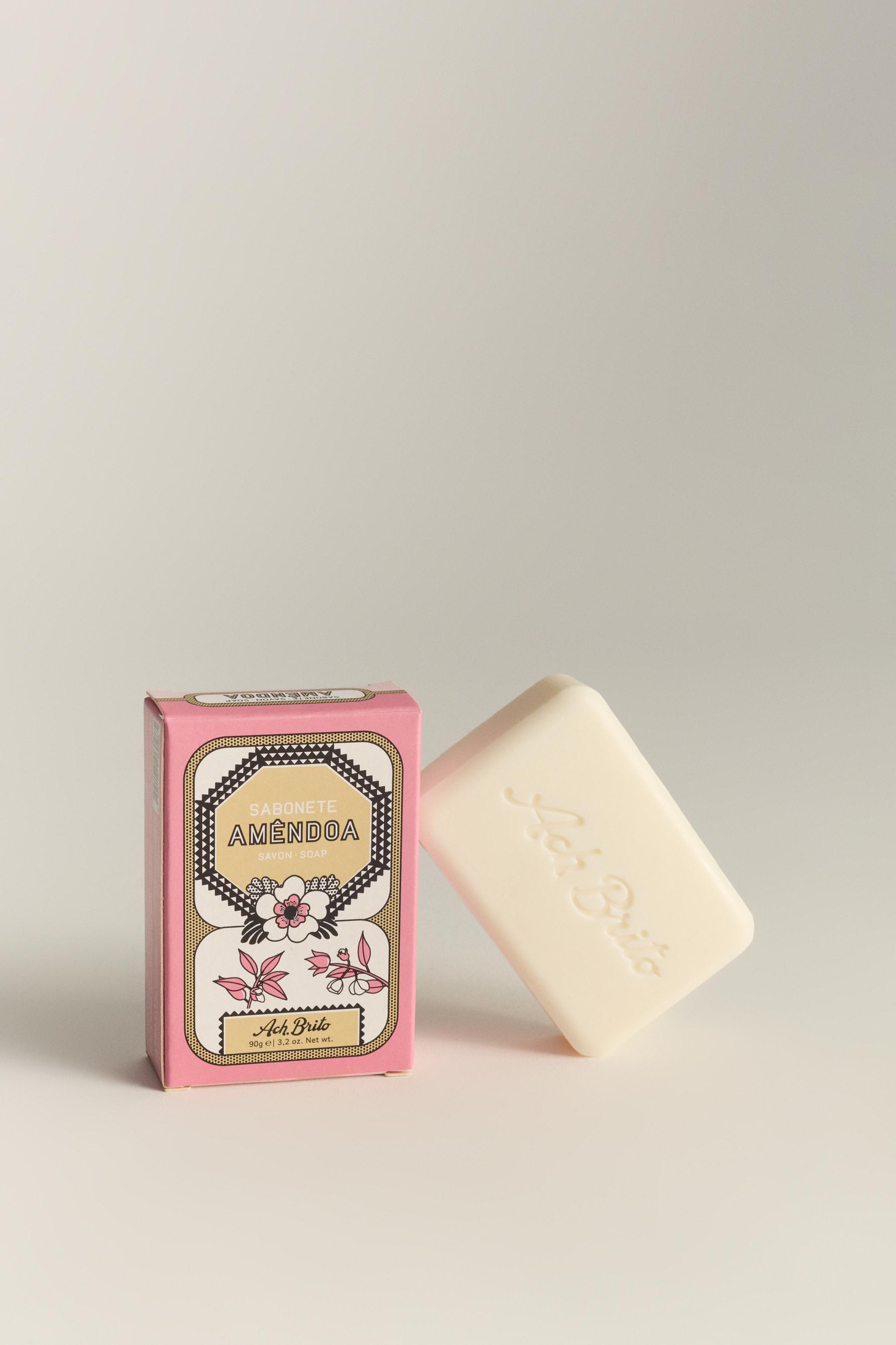 Jabón de almendras 90 g Ach. Brito
