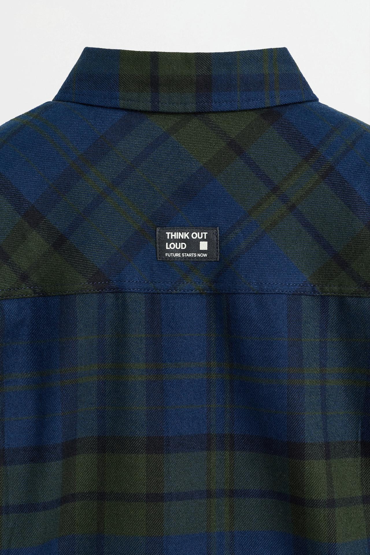 Plaid flannel shirt — BLUE