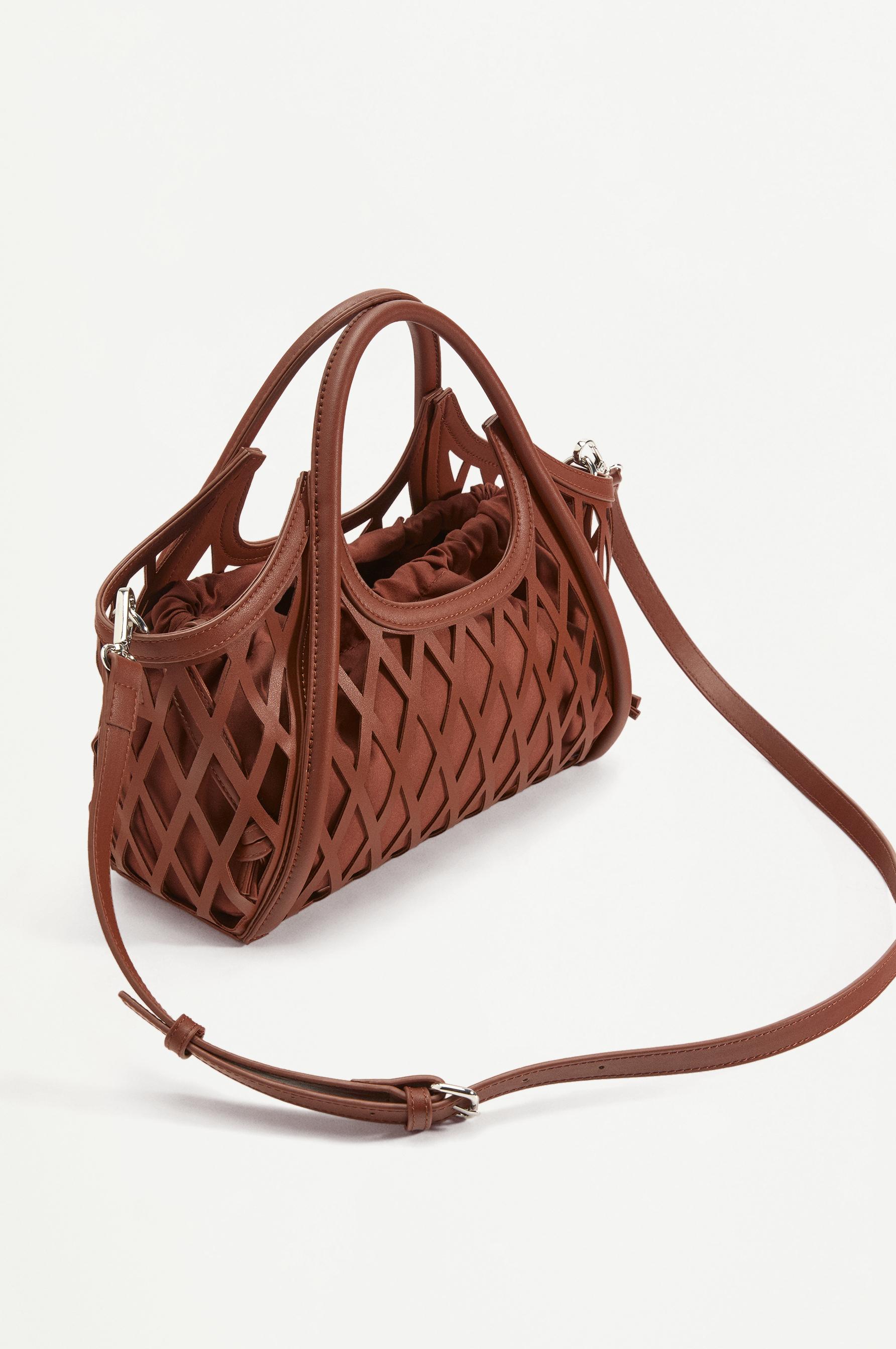Openwork bag — CAMEL