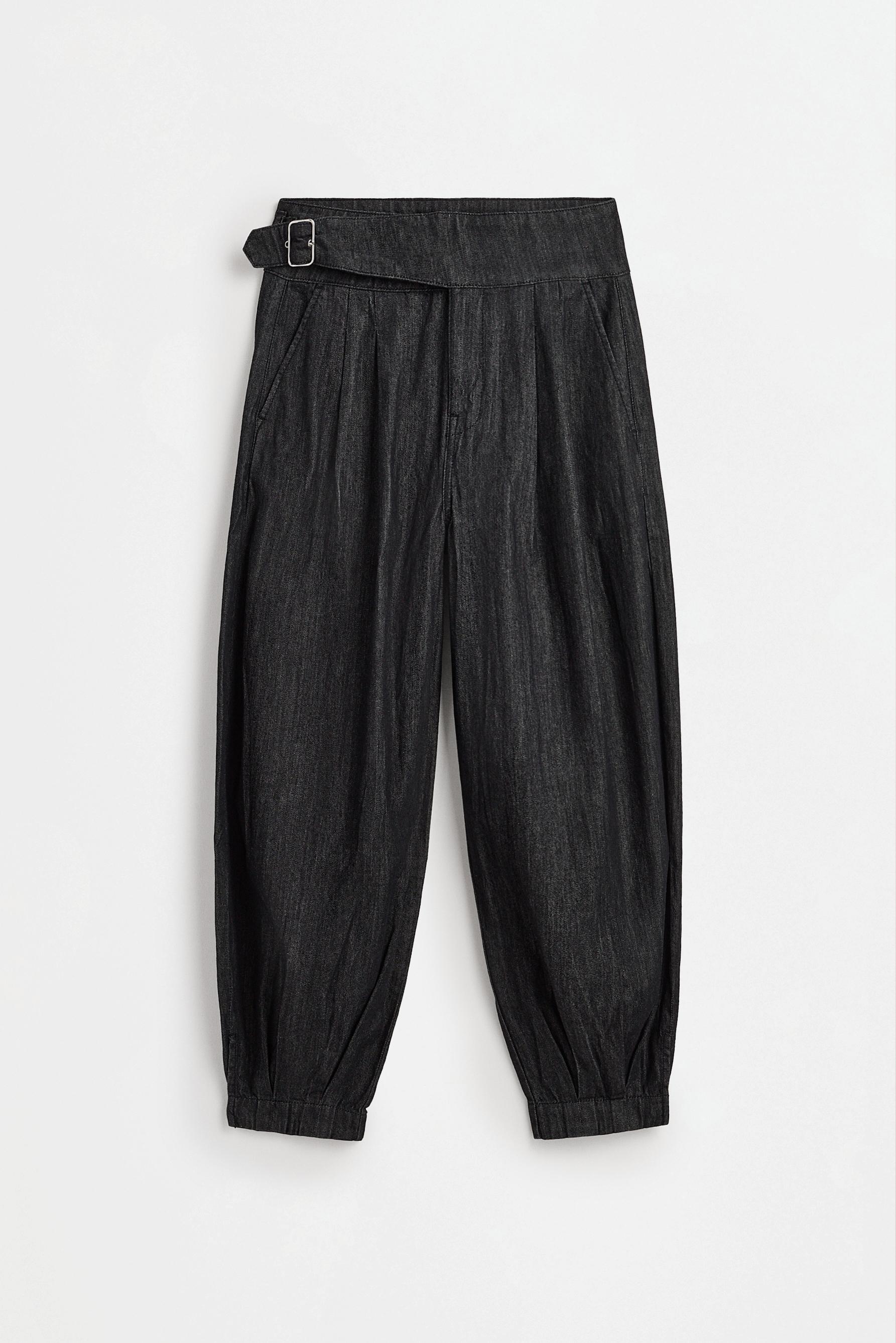 Sarouel trousers with buckle — BLACK