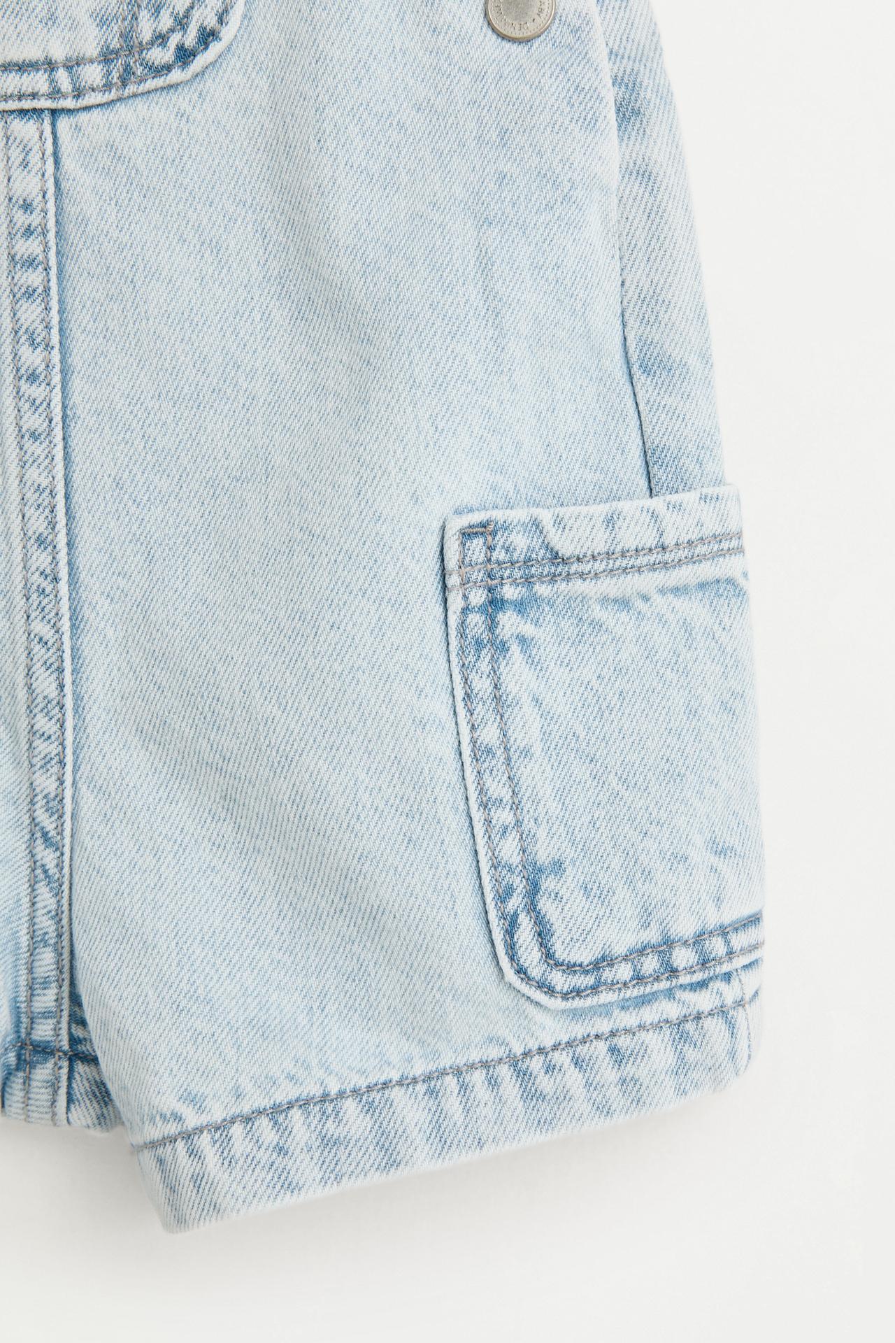 Short denim dungarees — PALE BLUE