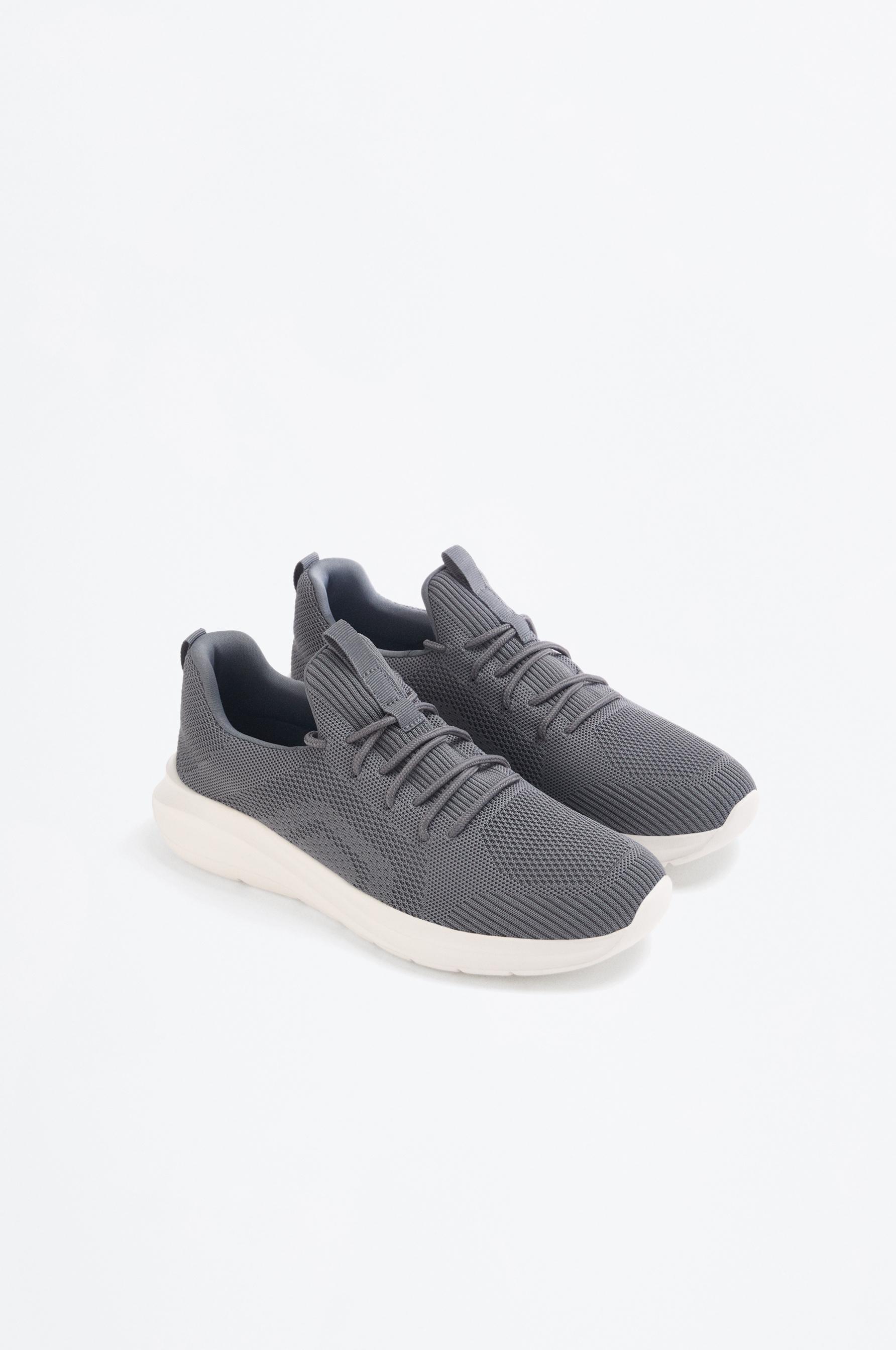 Multi-activity sports shoe — GREY