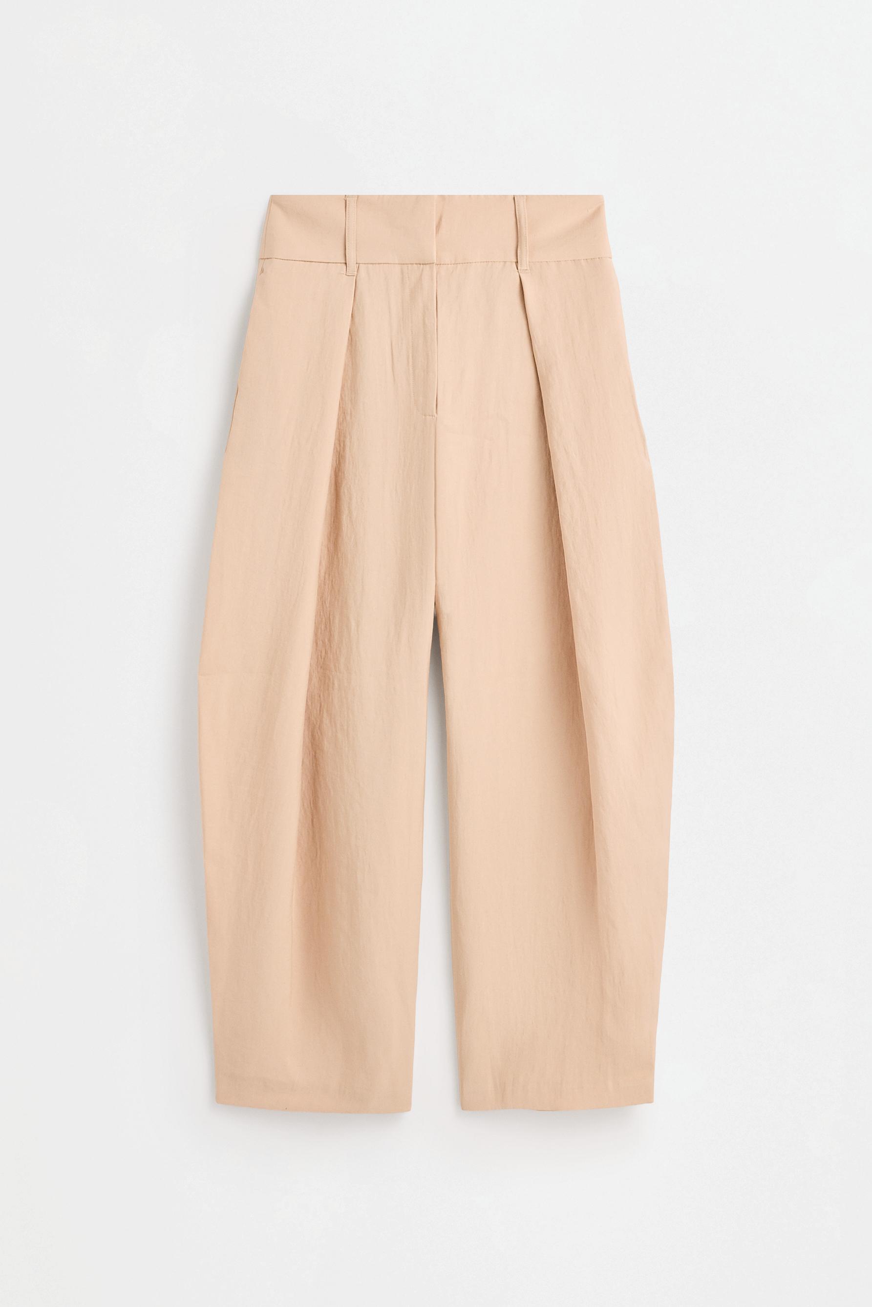 Barrel trousers with darts — LIGHT CAMEL