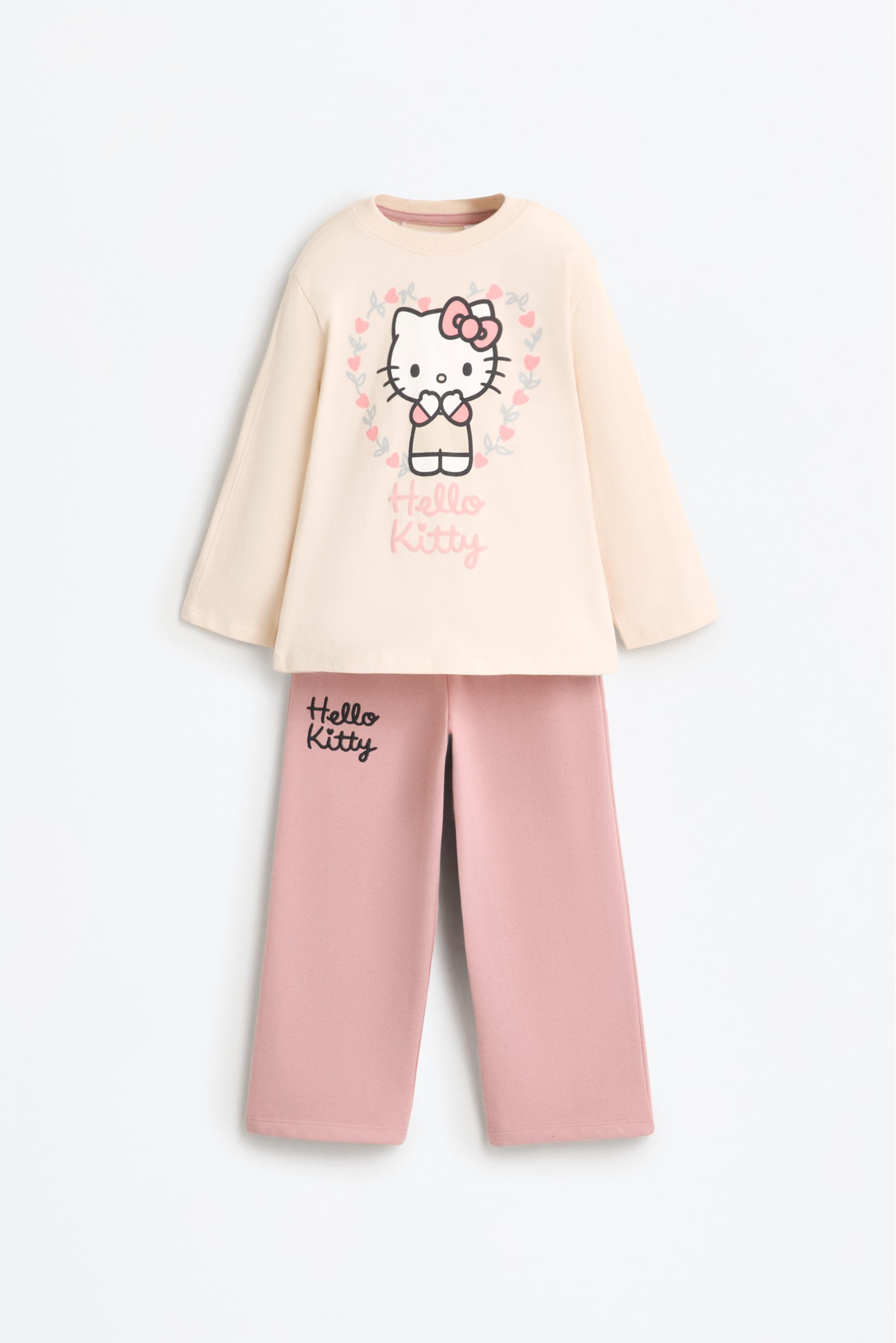 Conjunto Hello Kitty ©SANRIO camiseta y wide leg