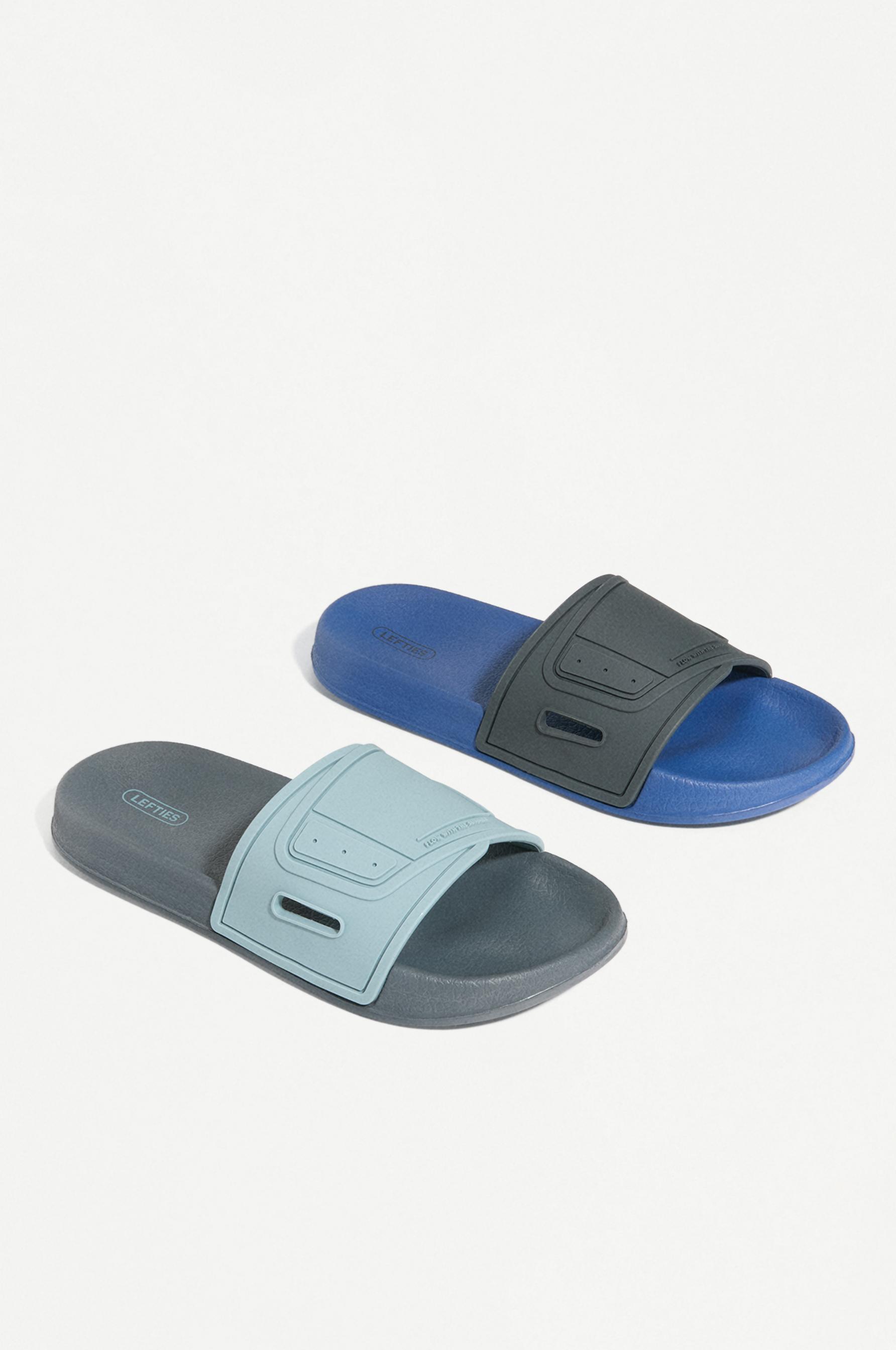 POOL SLIPPERS — GREY