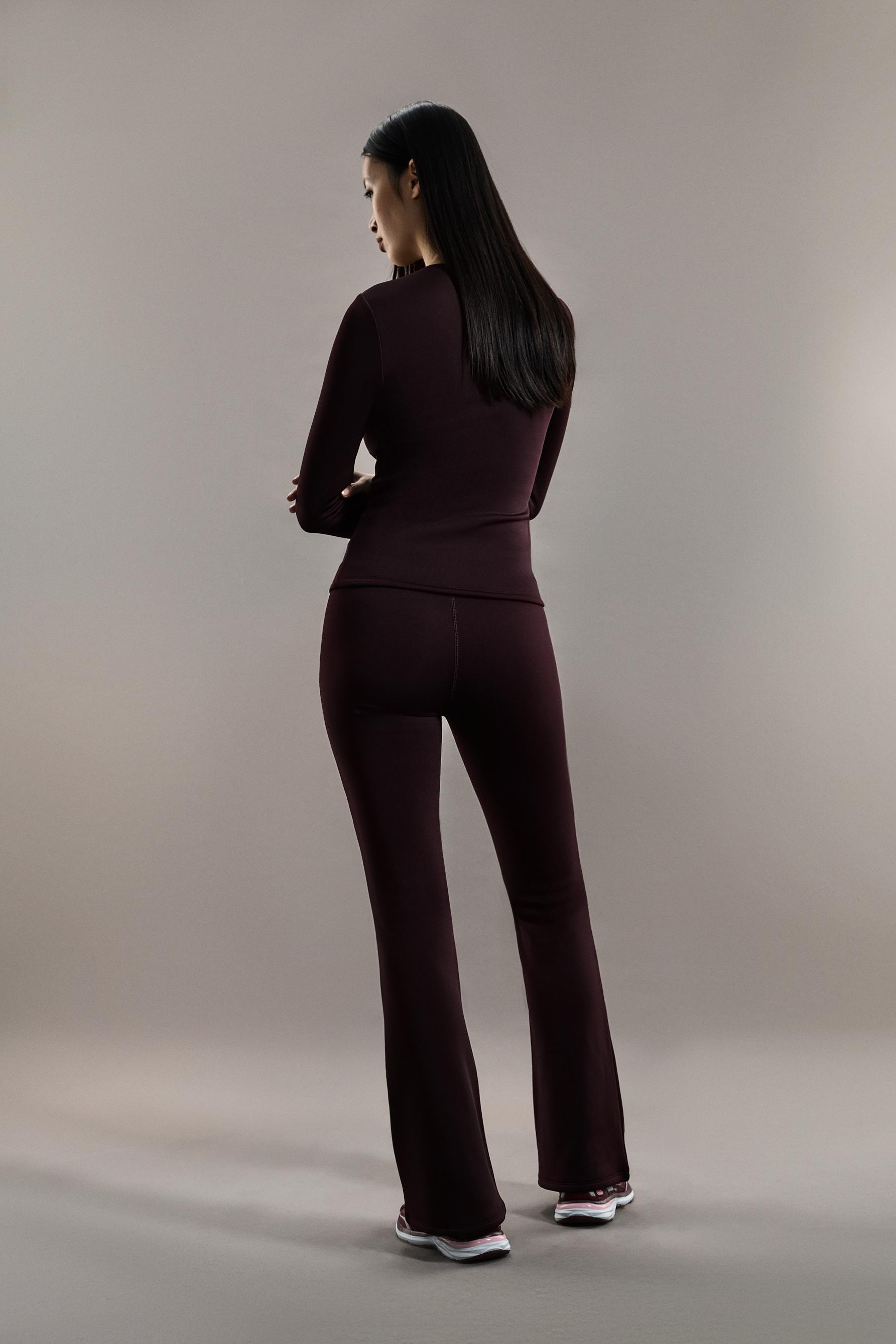 HEAVY WEIGHT thermal bell bottom leggings (10°F to 48°F) — DARK BURGUNDY