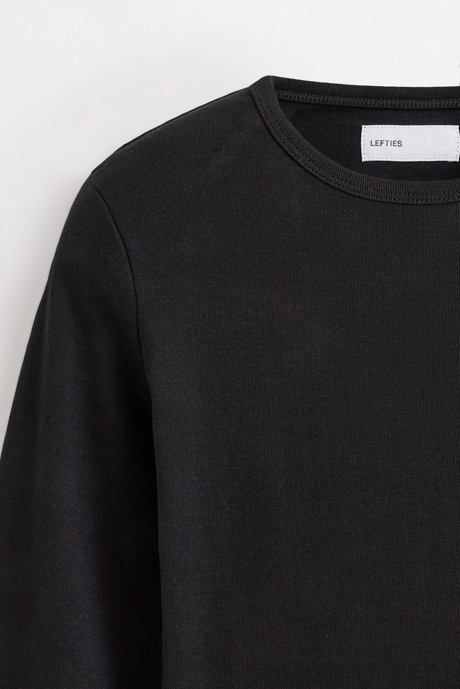 Long sleeve T-shirt — BLACK