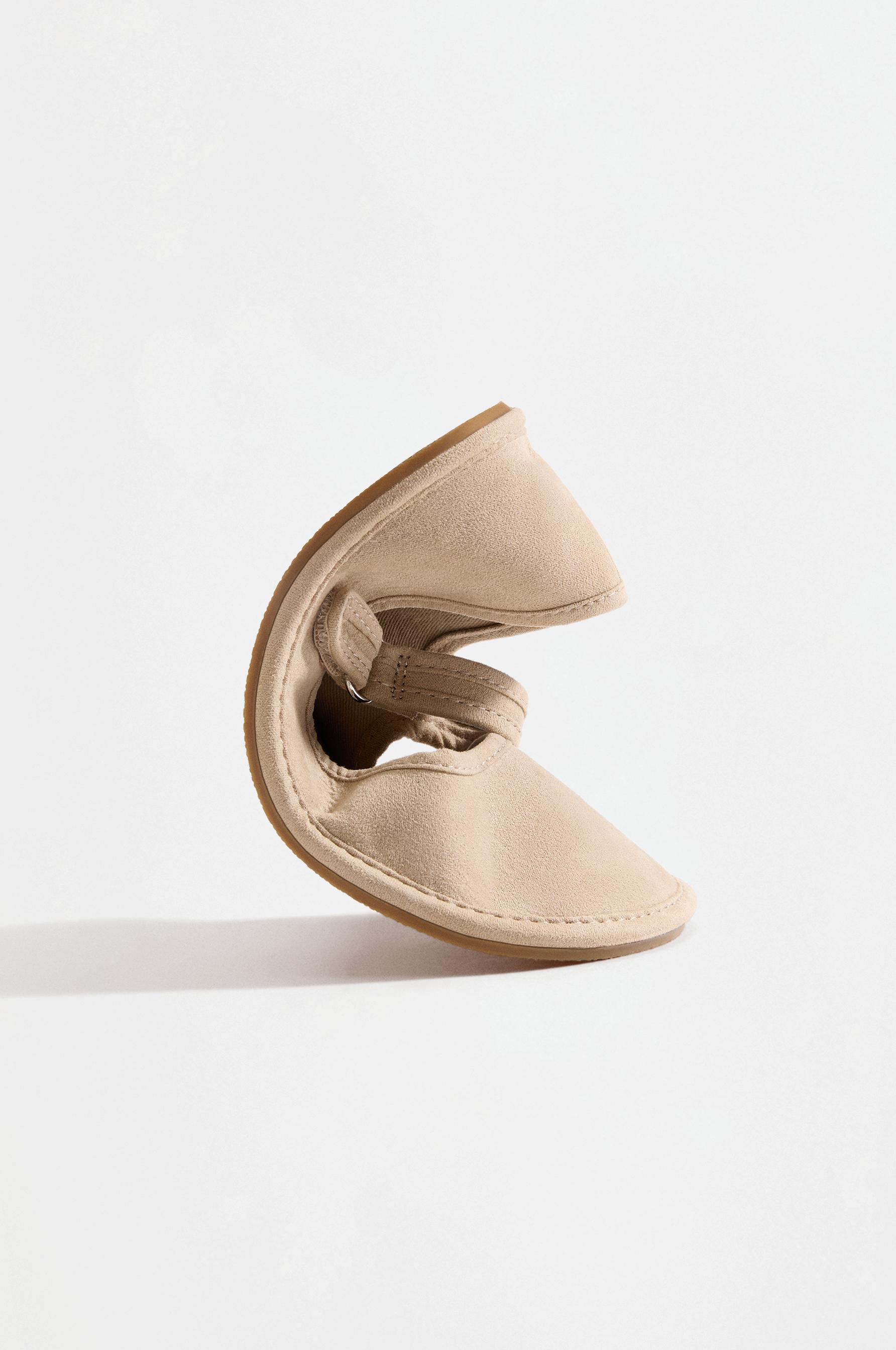 Barefoot Mary Jane ballet flats — BROWN