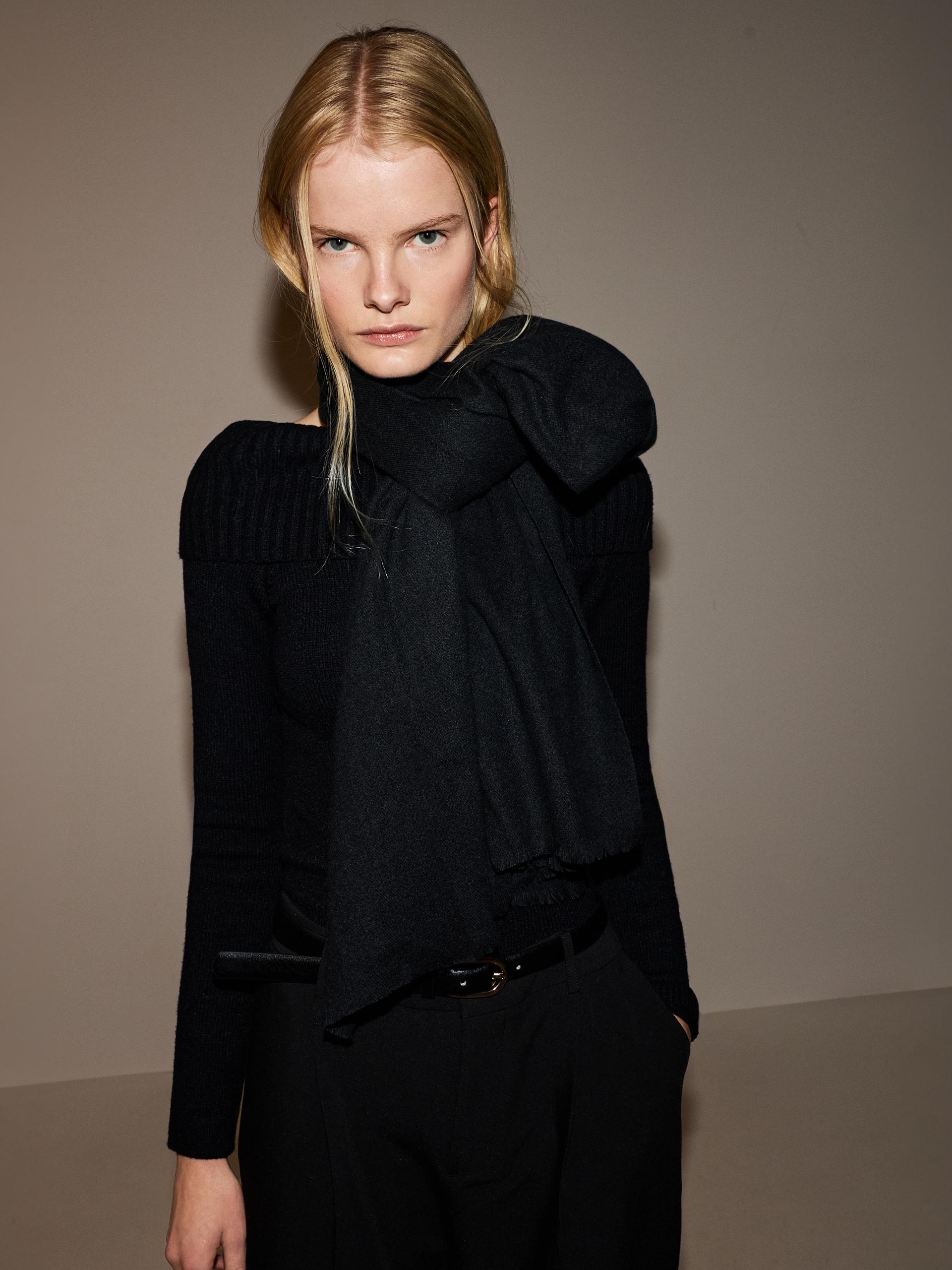 Pañuelo liso desflecado