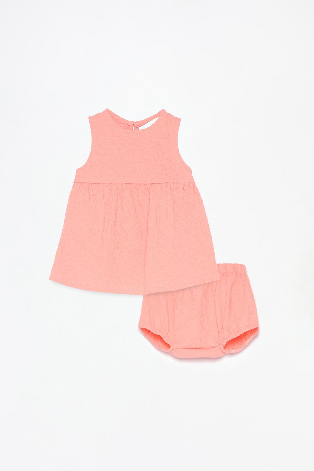 Completo vestito e slip