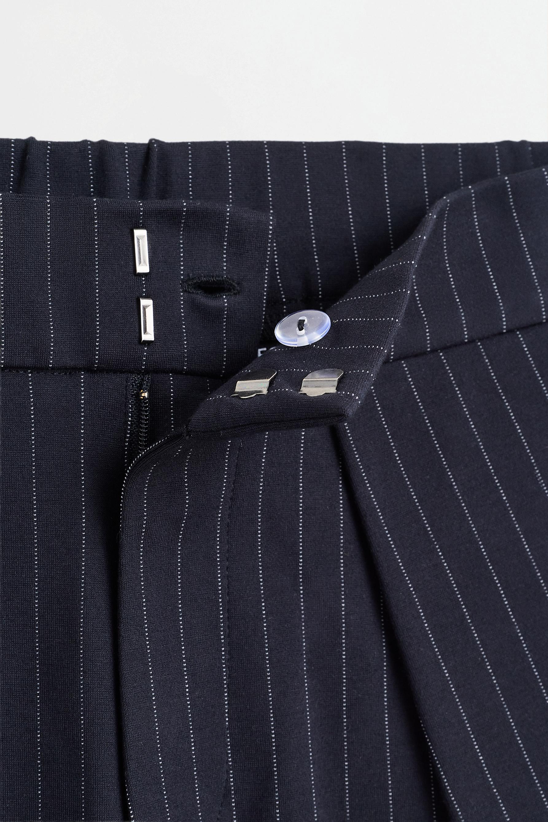 Interlock pleated trousers — STRIPED
