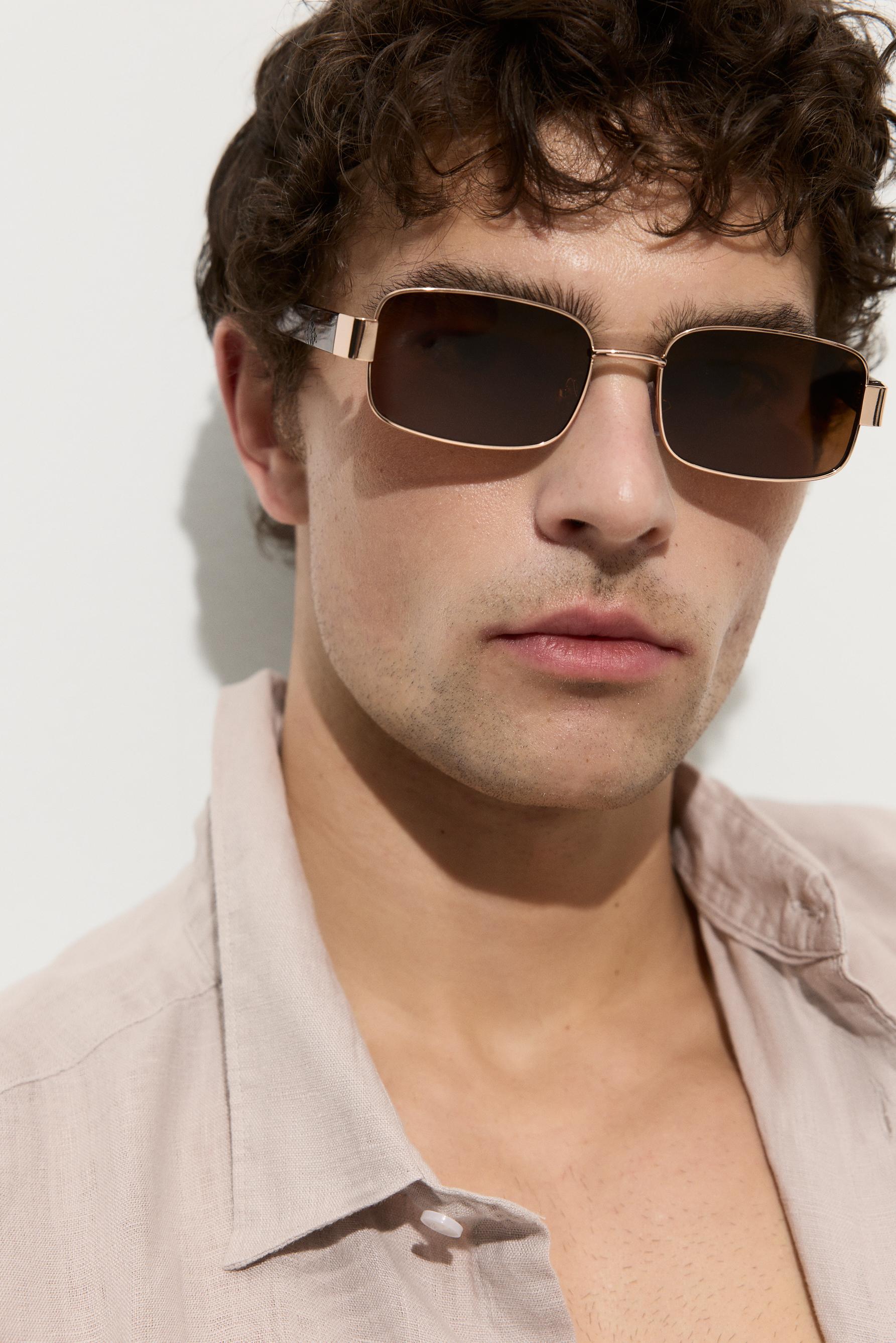 Gafas metálicas pequeñas