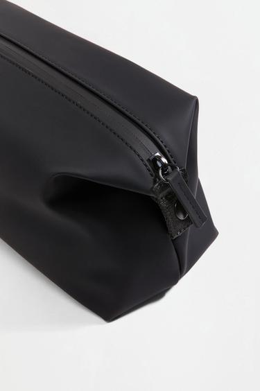 Rubberised toiletry bag — BLACK 3