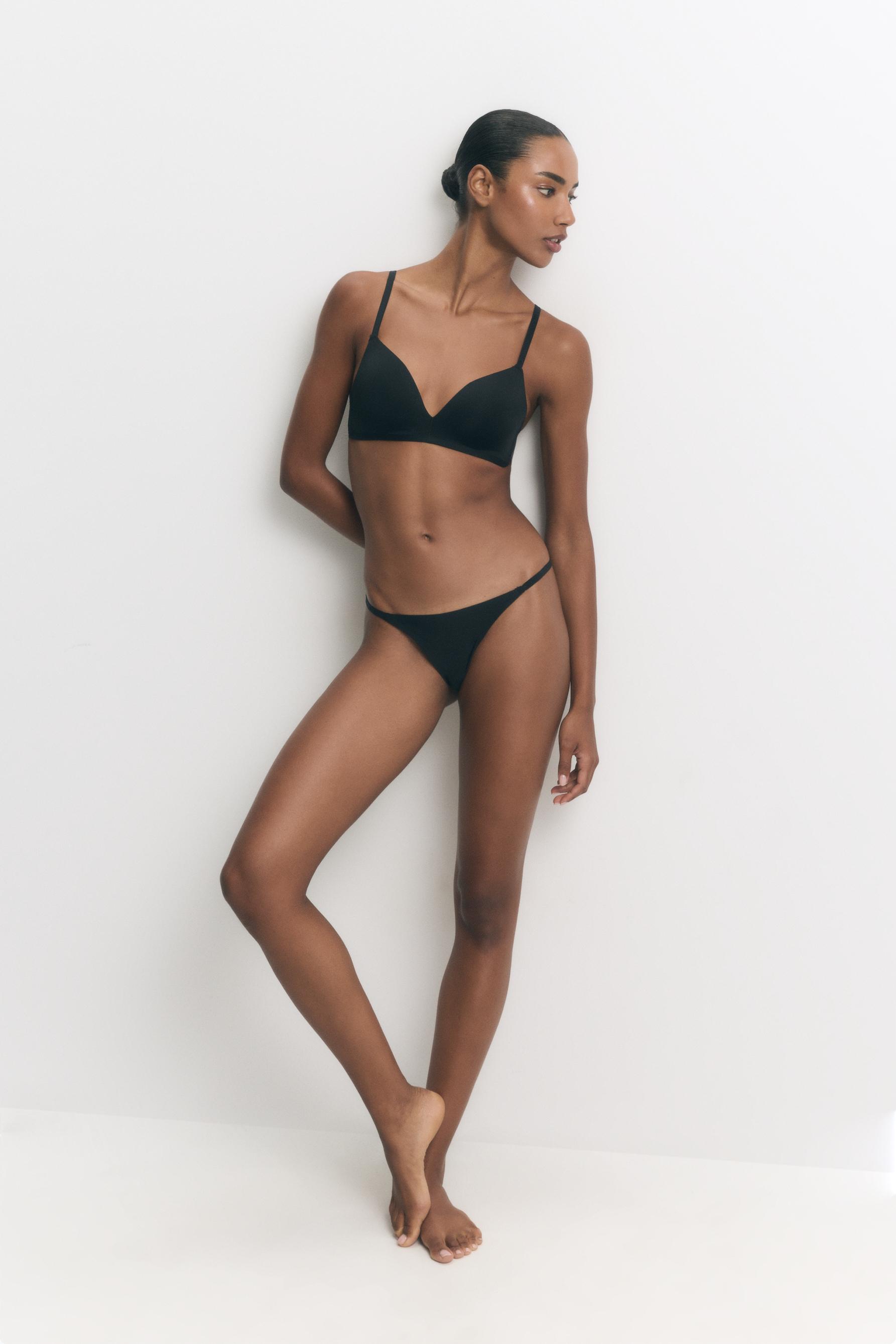 Microfibre classic pre-shaped bra — BLACK