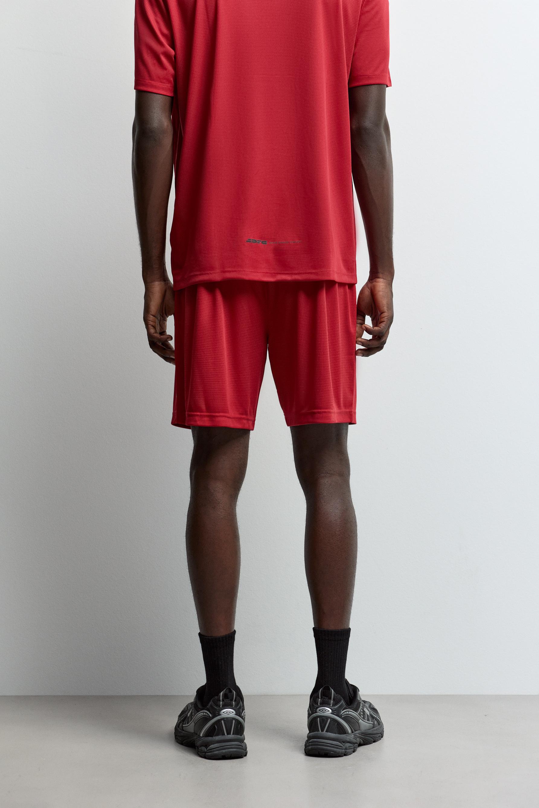 Bermuda sports shorts — RED