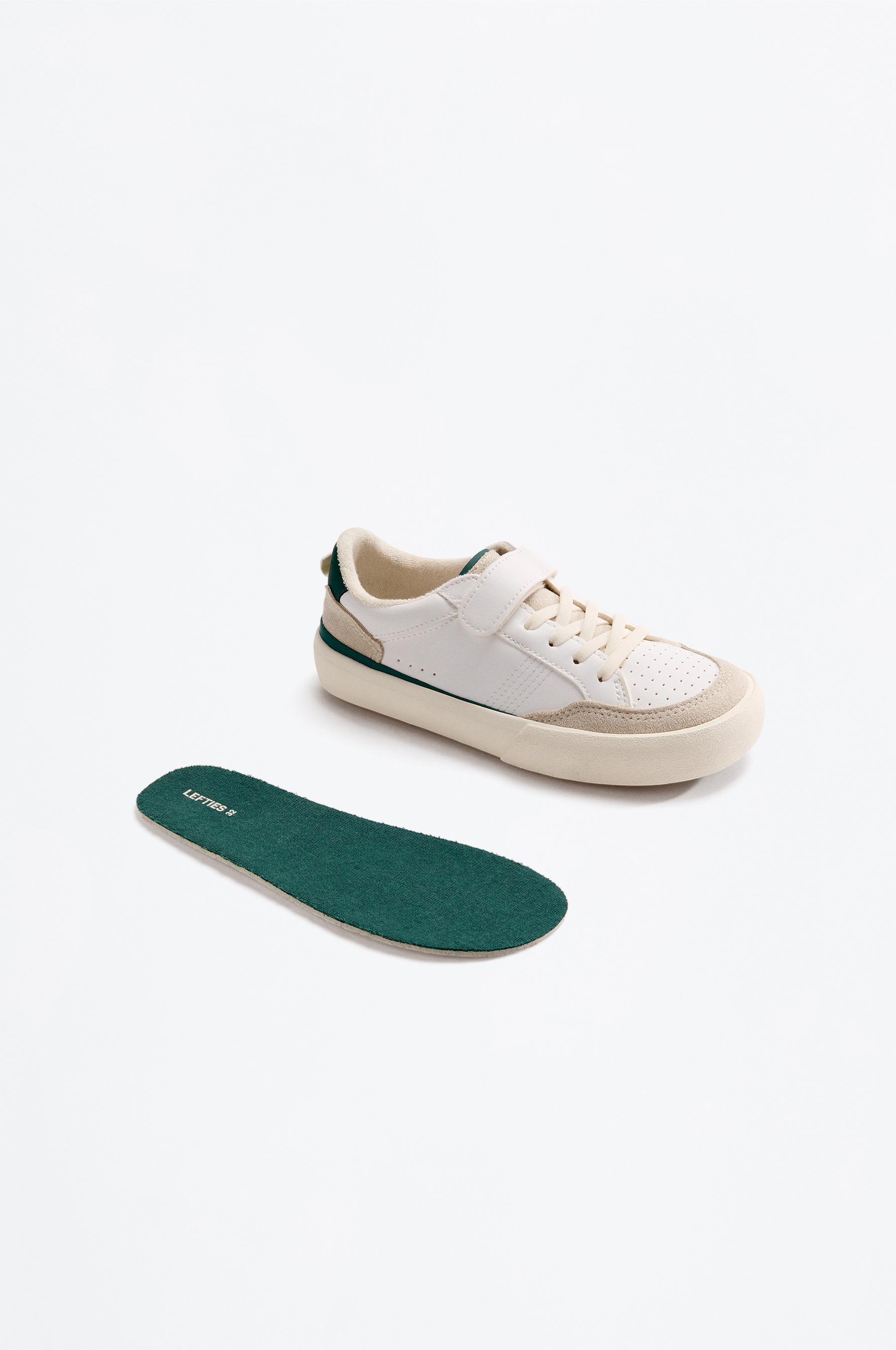 BAREFOOT SPORTS SHOE — WHITE