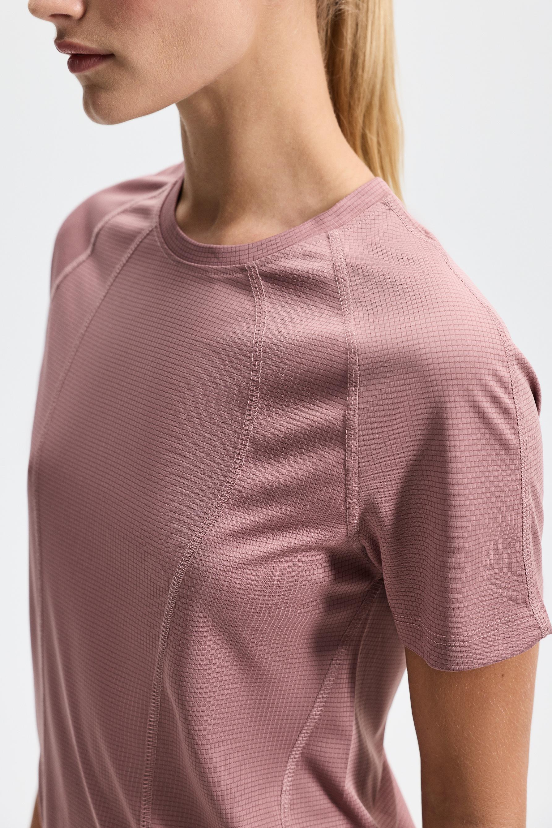 Seamed sports T-shirt — PINK