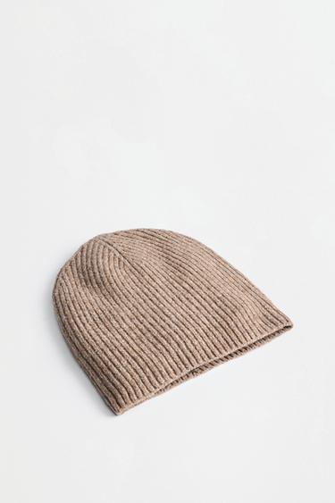 Basic knit beanie — SAND 3