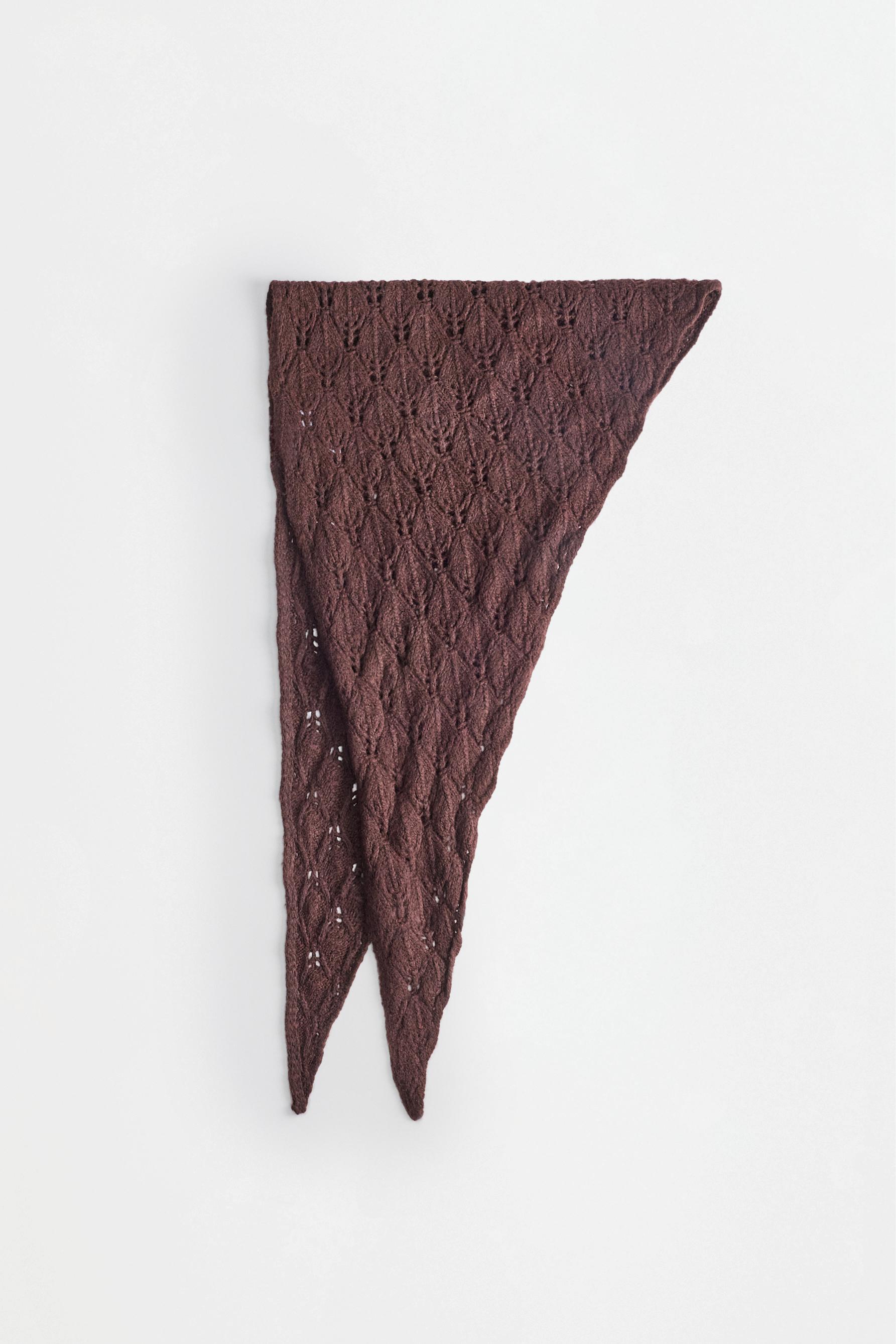 Openwork scarf — DARK BROWN