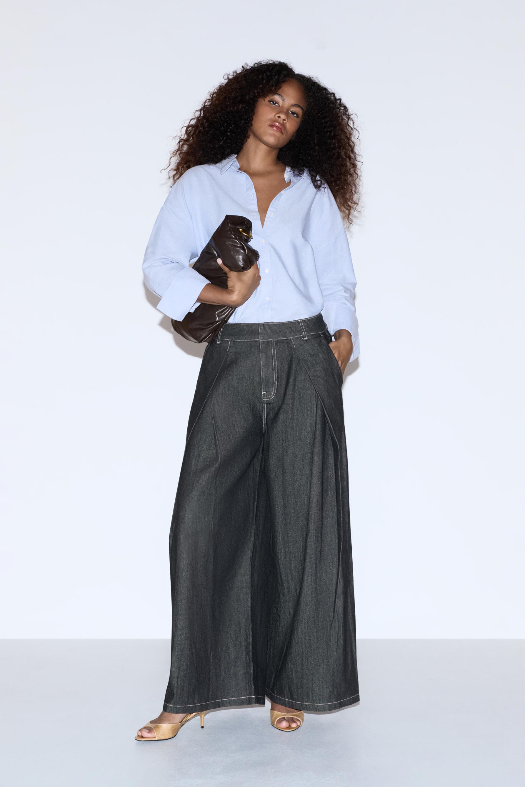 Super wide-leg pleated jeans — BLACK