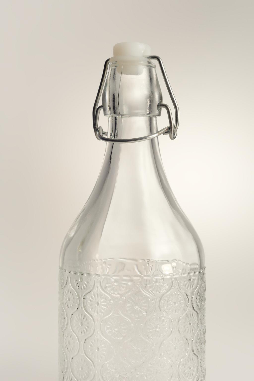 Embossed glass bottle 1000 ml