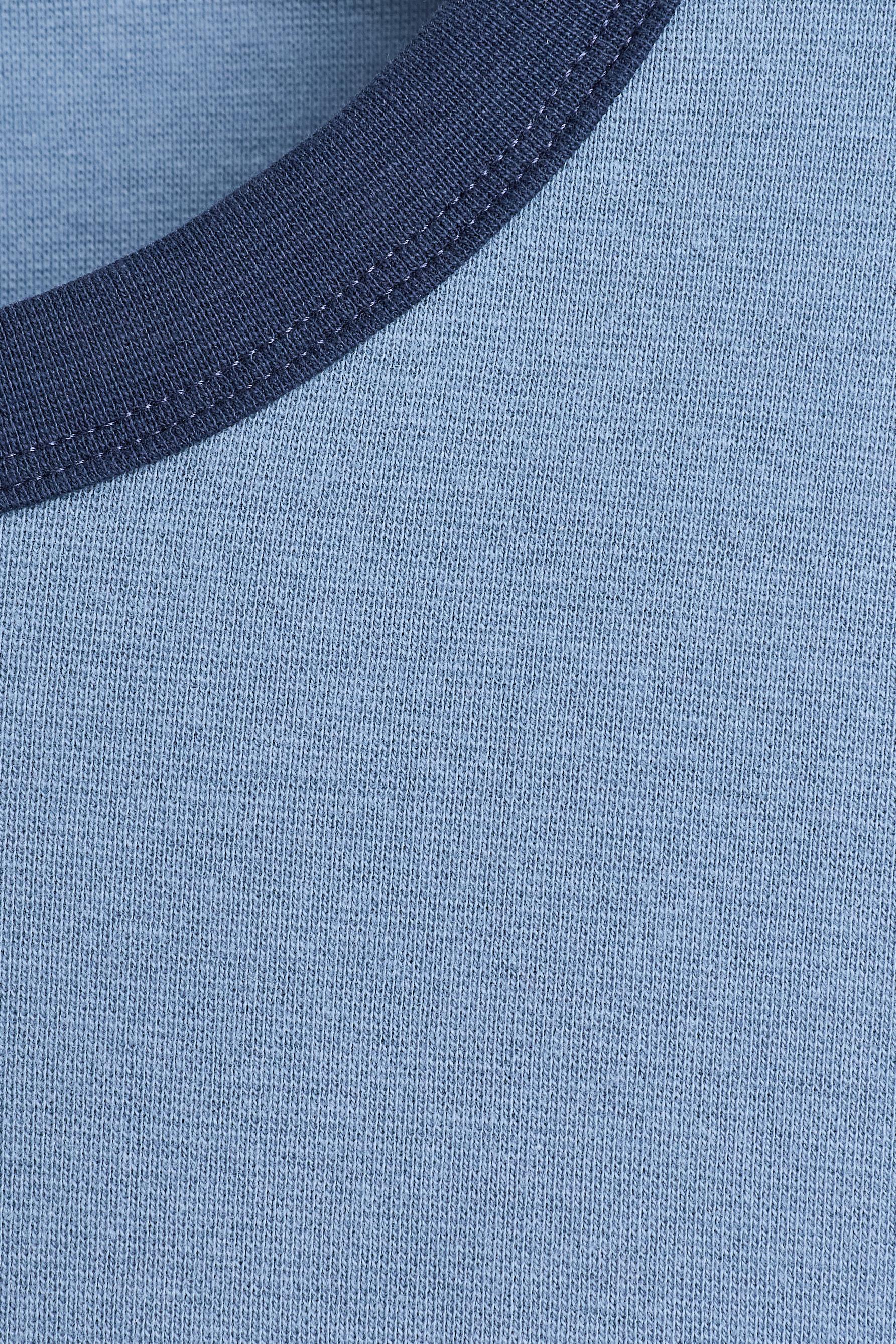 Contrast T-shirt — MEDIUM BLUE