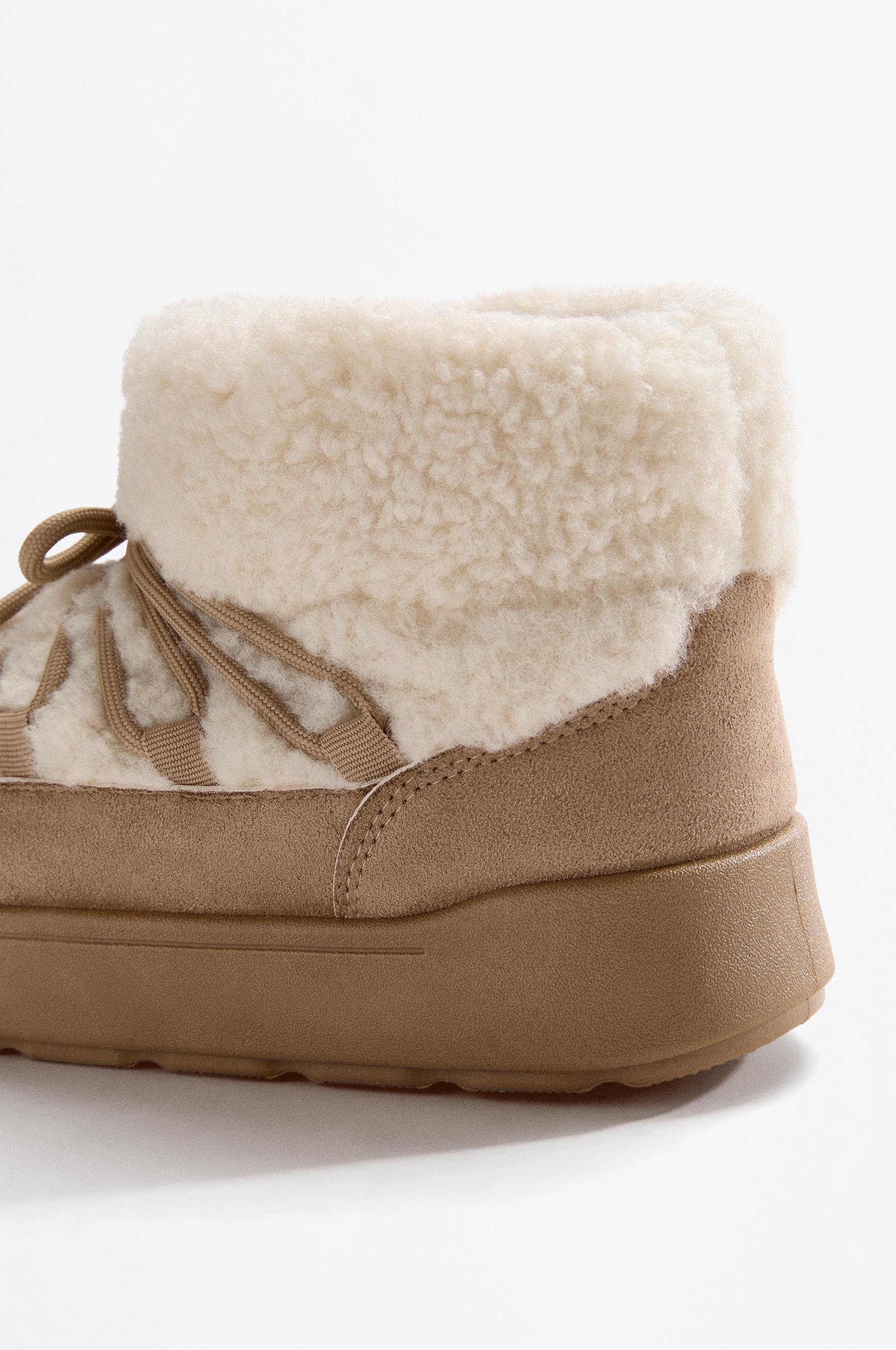 Lace-up snow boot — BROWNISH TONE