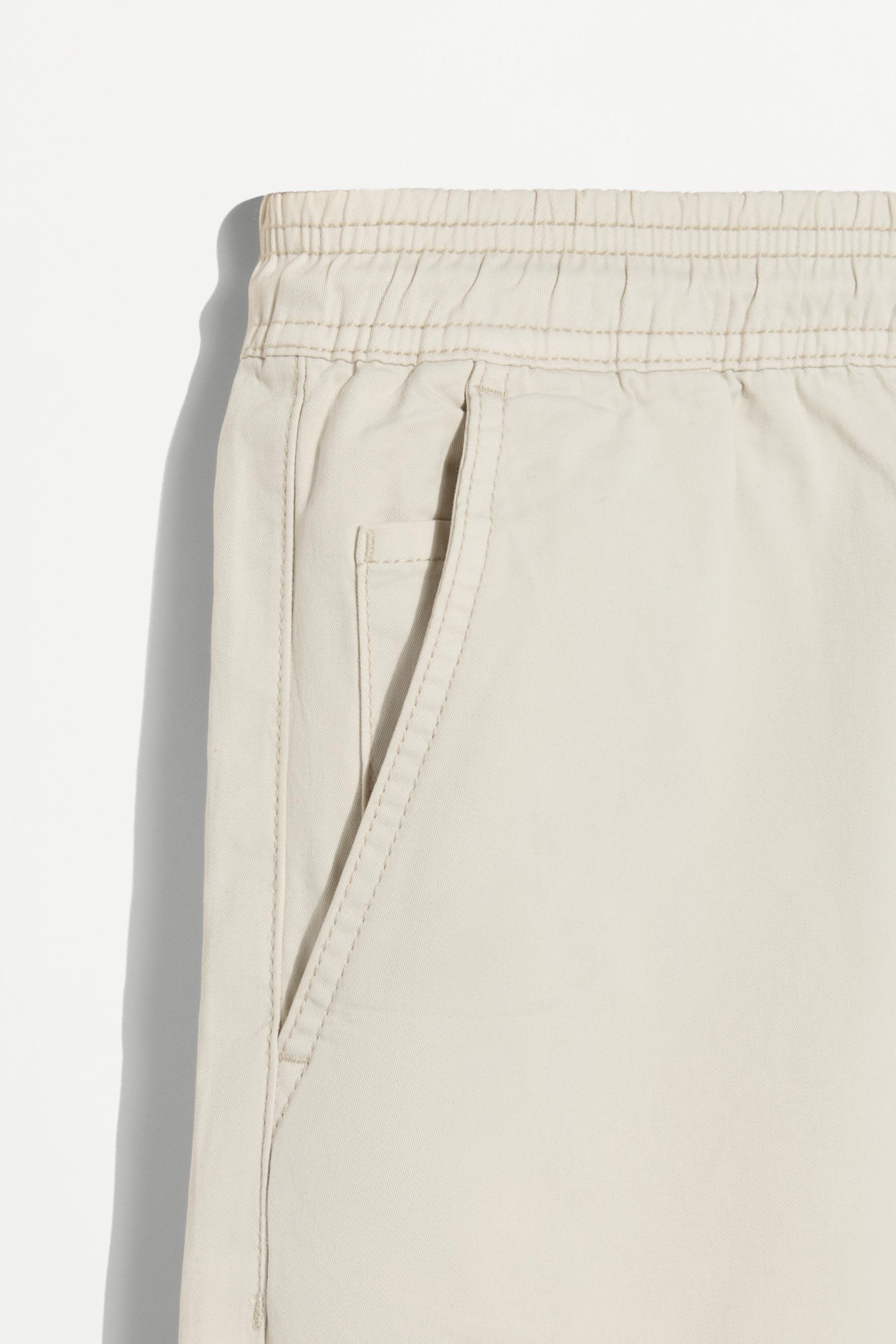 Jogger Bermuda shorts — ECRU