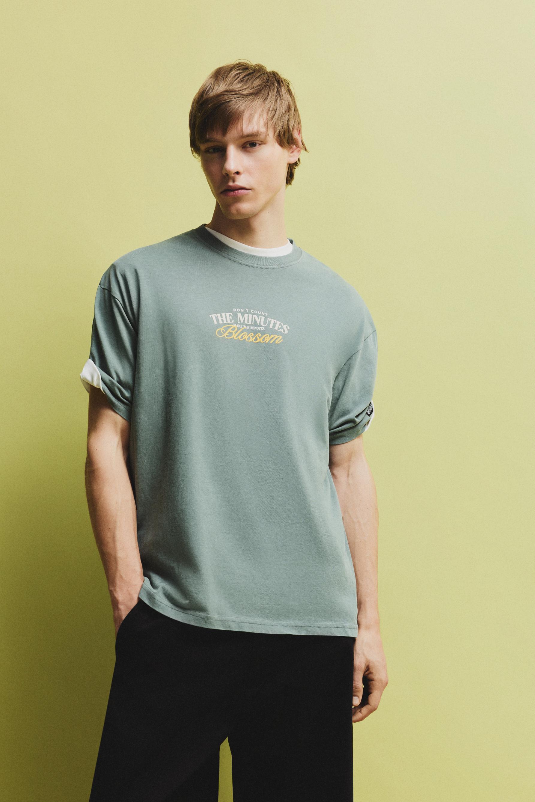 Camiseta flores ©University of Cambridge