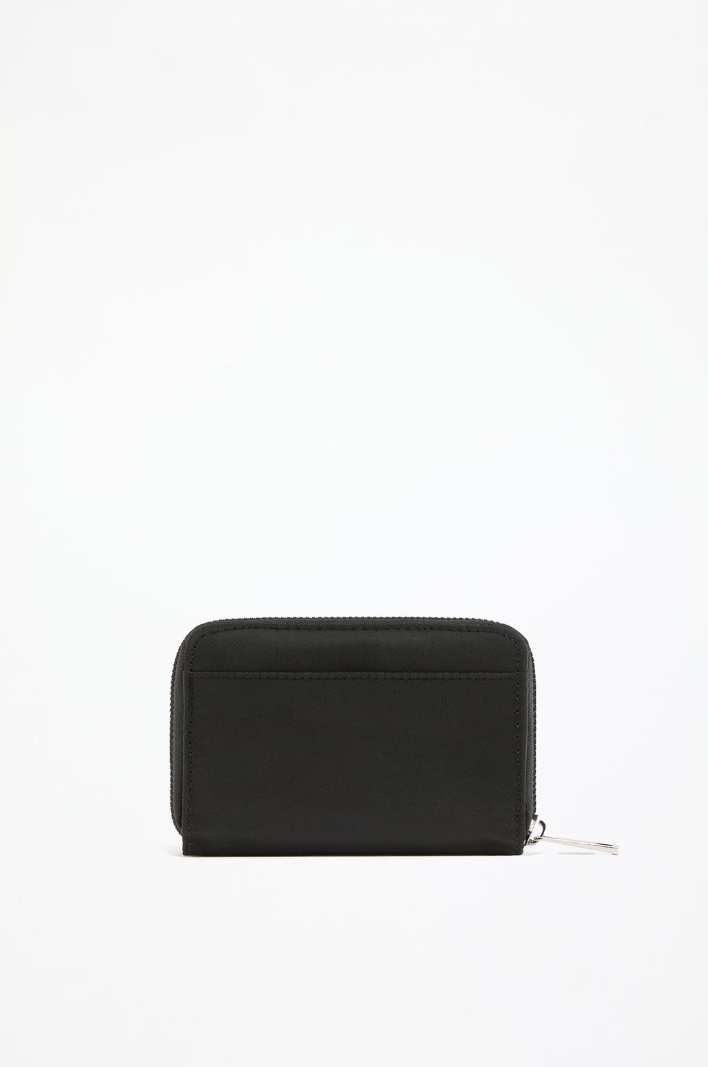 Nylon wallet